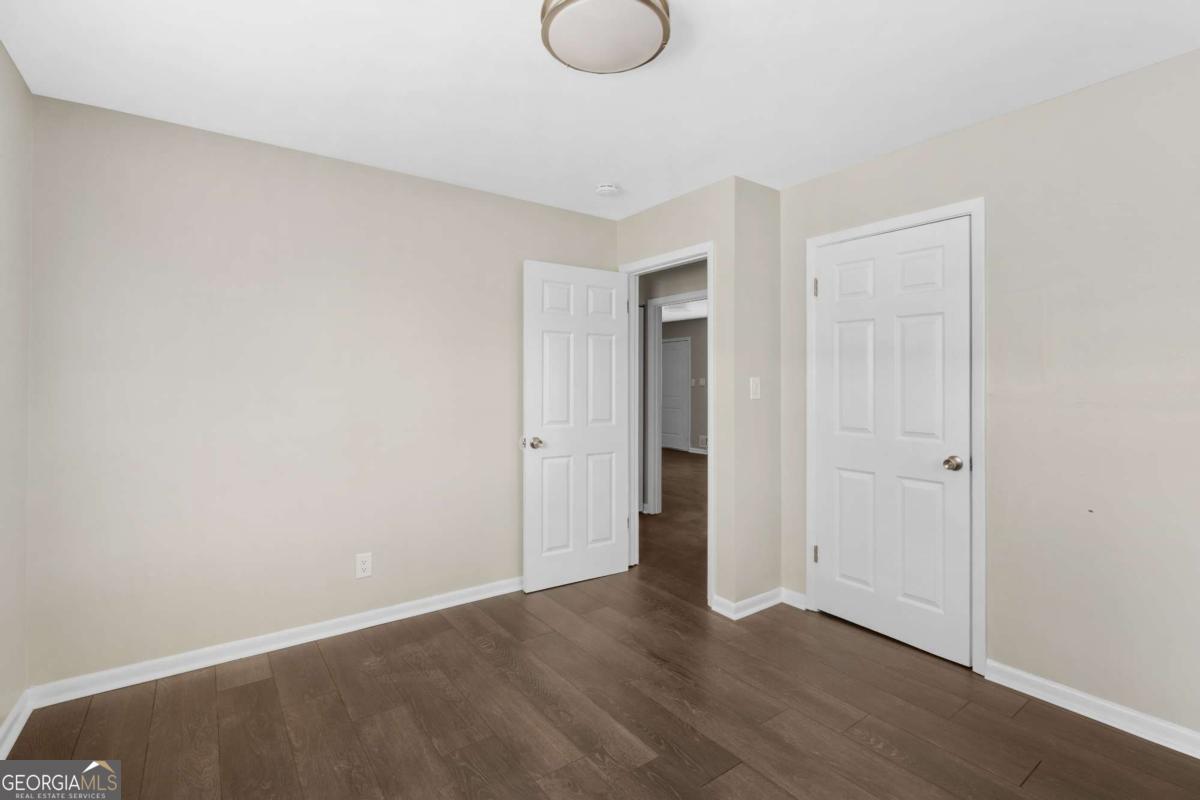 2837 Palm Drive Property Photo 11