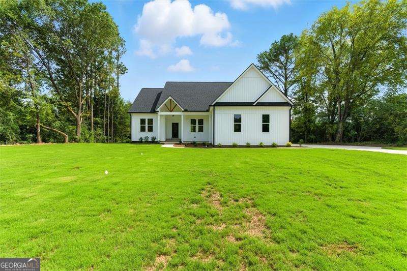 1 Mountain Chase Road Property Photo 2