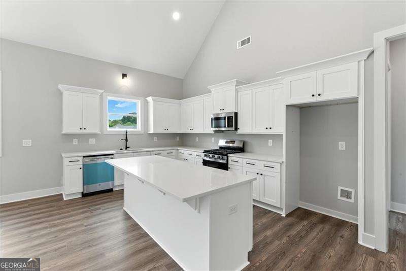 1 Mountain Chase Road Property Photo 17