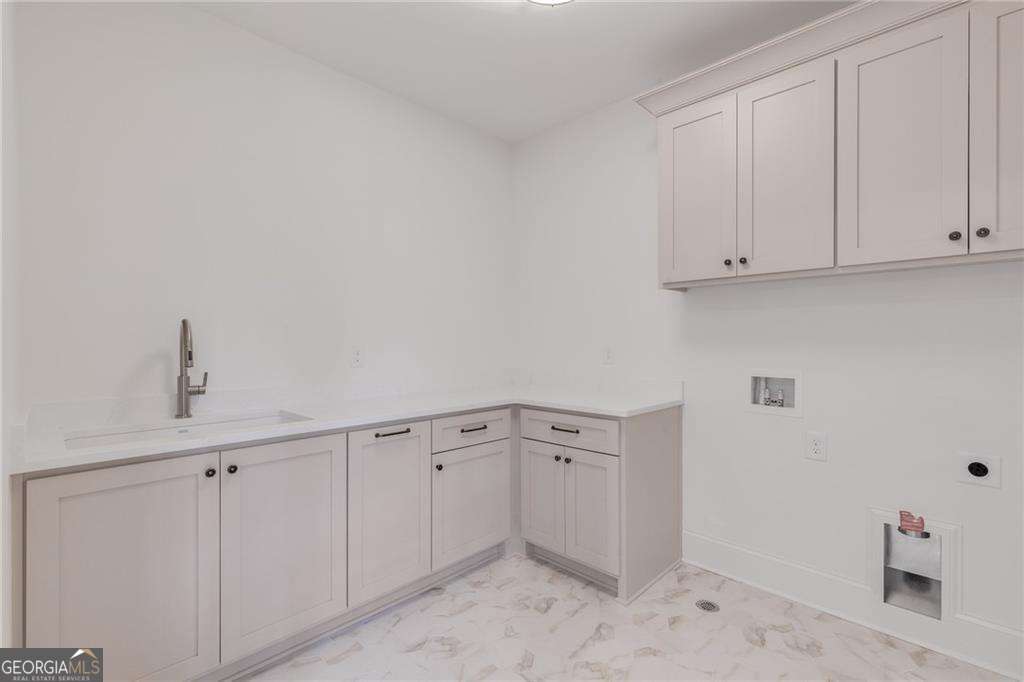 228 Thomas Circle Property Photo 31