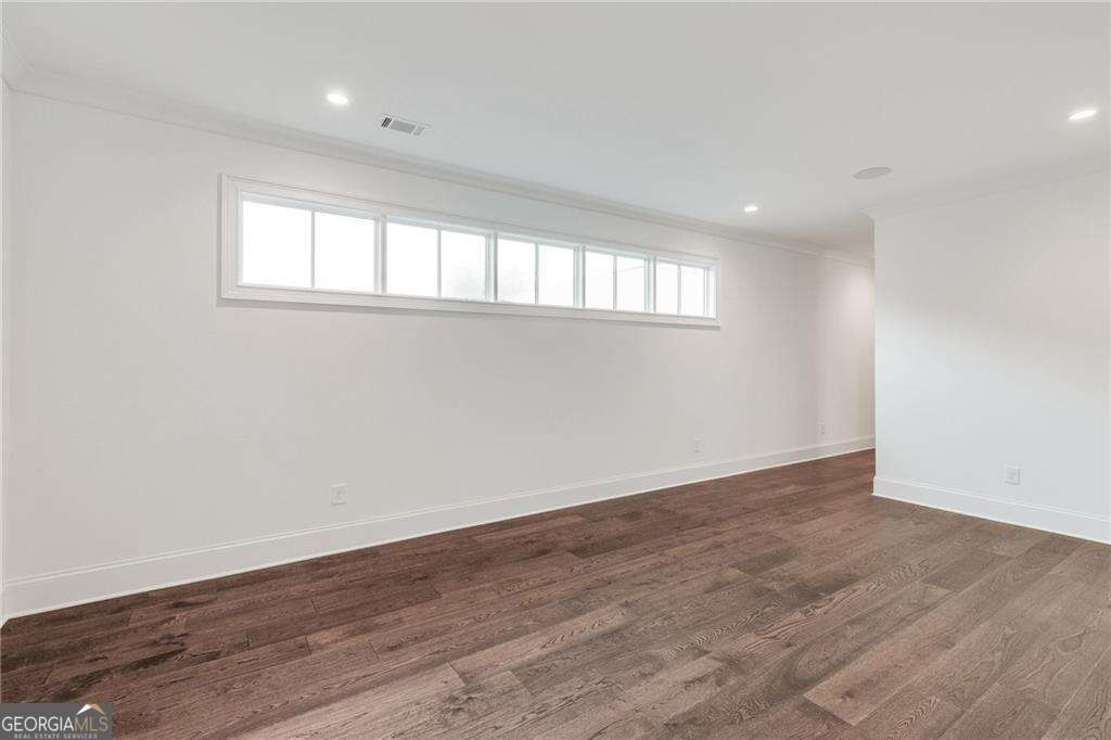 228 Thomas Circle Property Photo 33