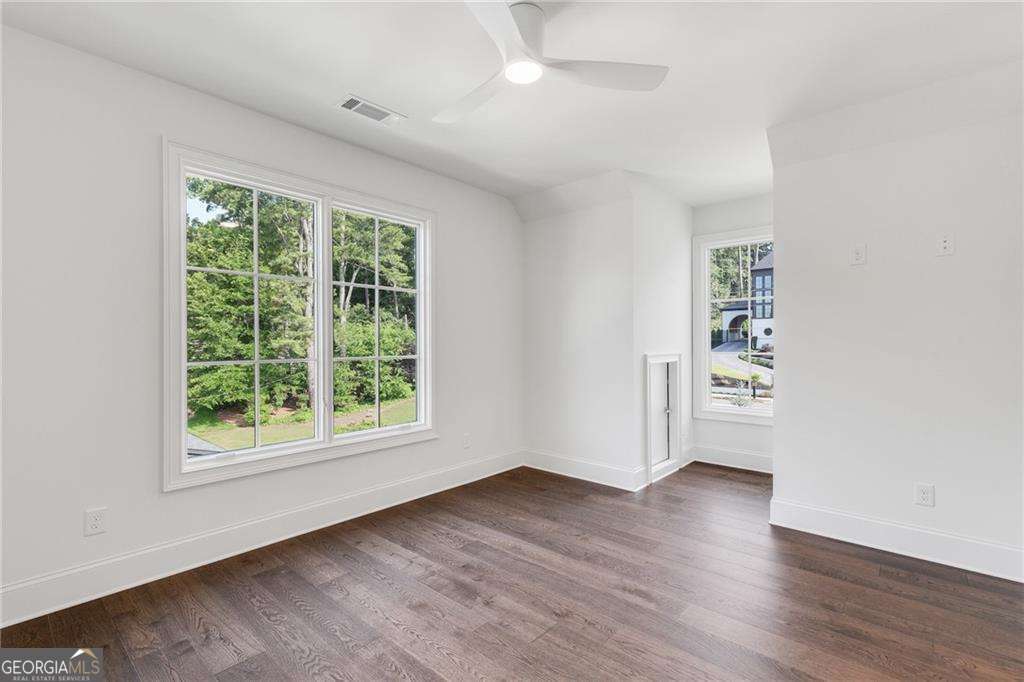 228 Thomas Circle Property Photo 44
