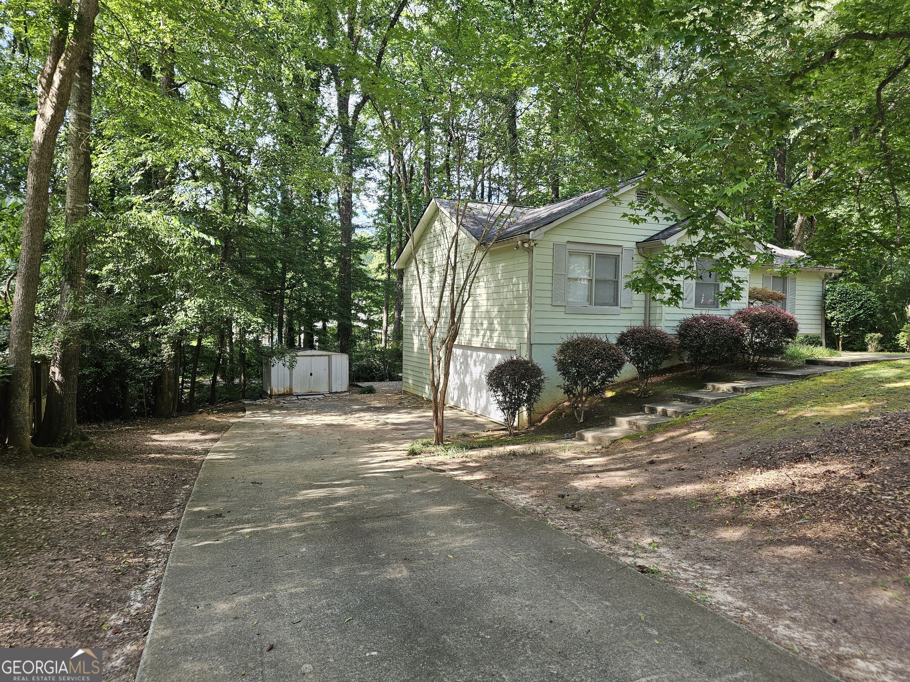 344 Summer Place Property Photo 3