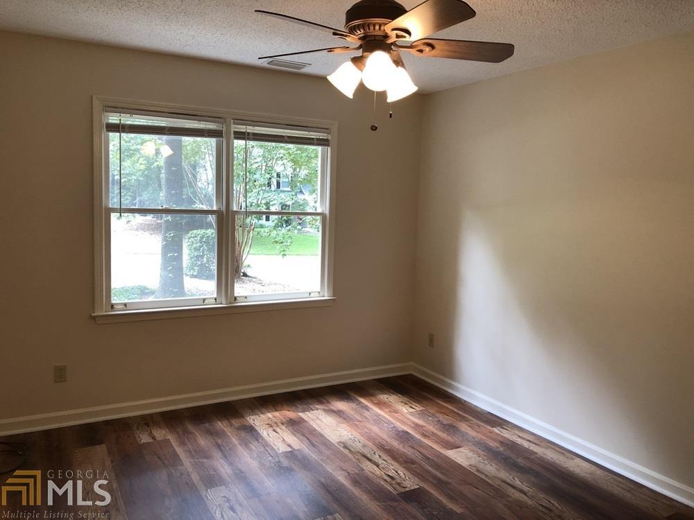 344 Summer Place Property Photo 17
