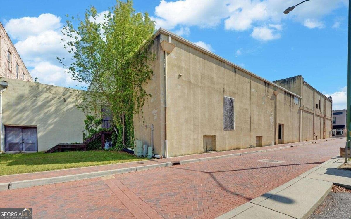 111 N Sage Street Property Photo 4