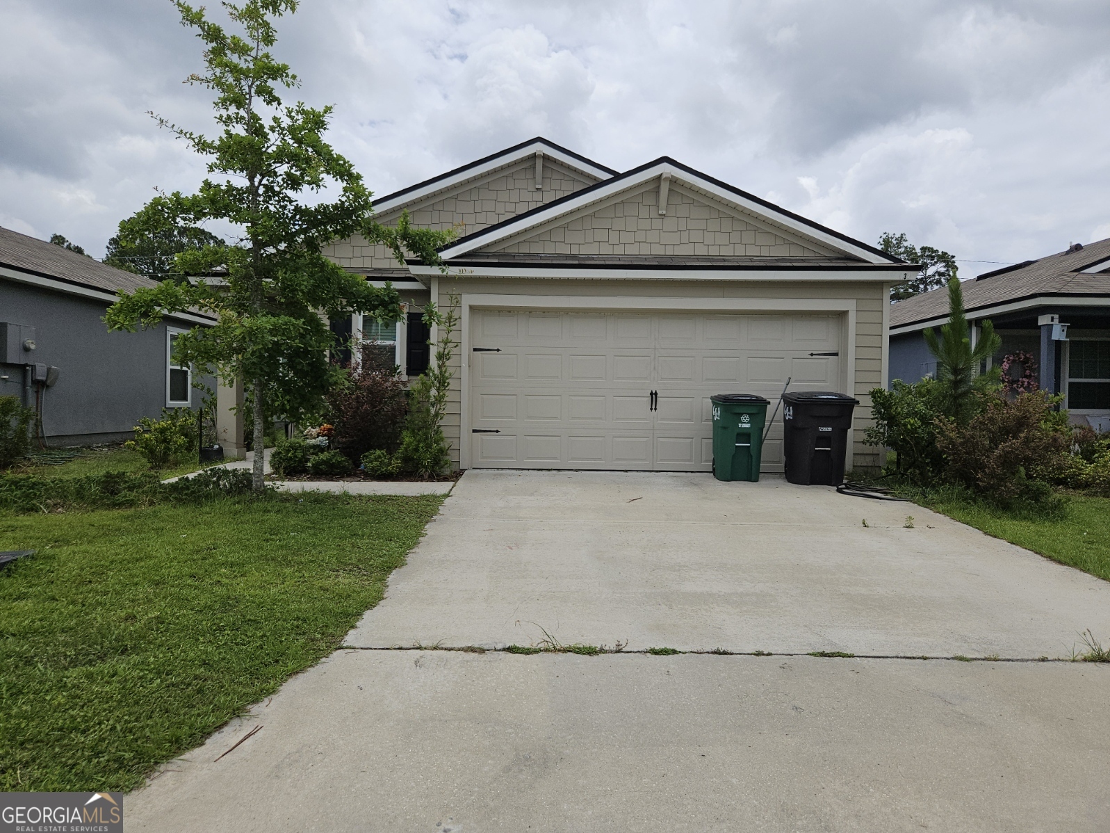 137 Teakwood Drive Property Photo 1