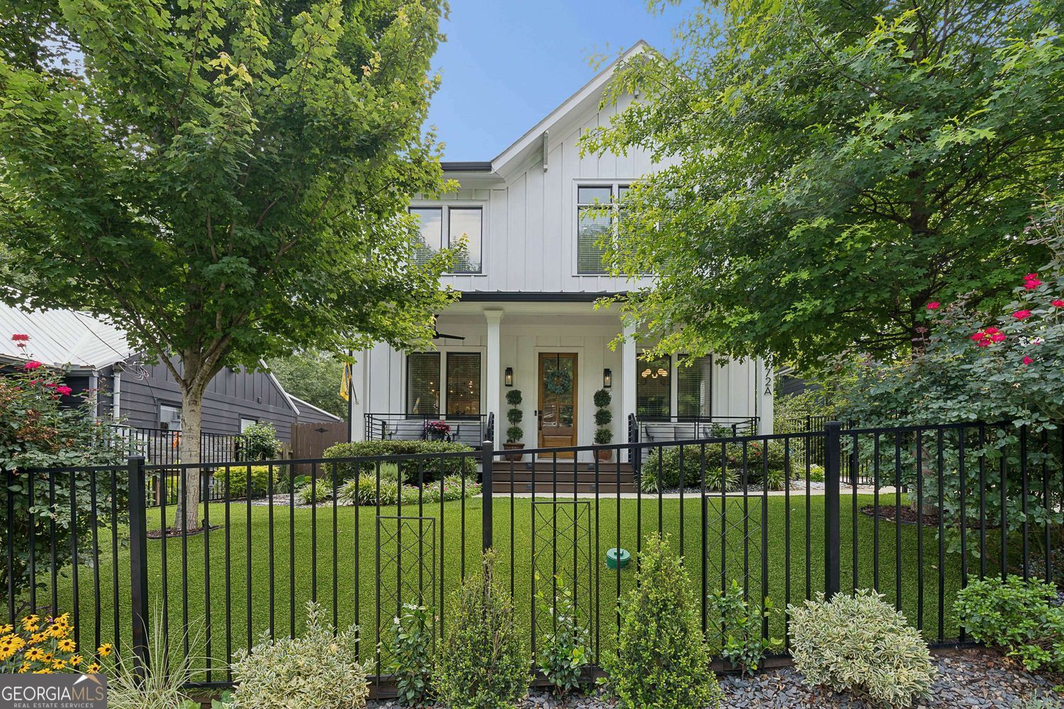 72 Se Walthall Street Se # A Property Photo 2