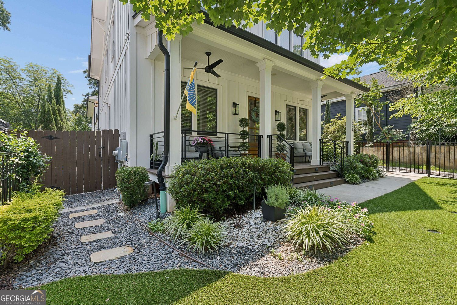 72 Se Walthall Street Se # A Property Photo 7