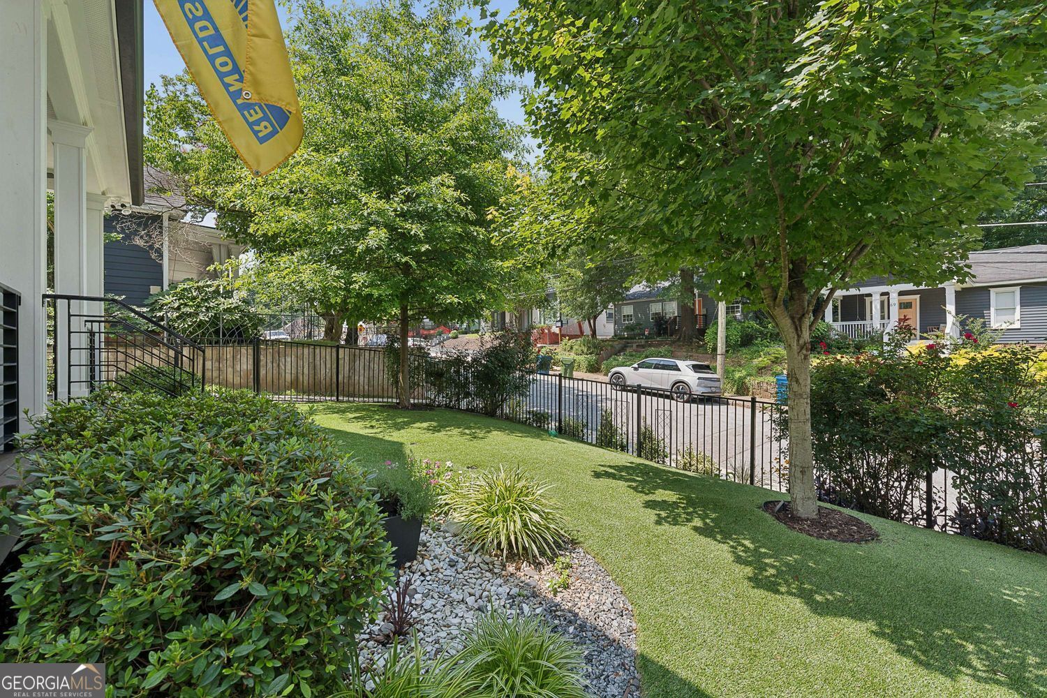 72 Se Walthall Street Se # A Property Photo 8