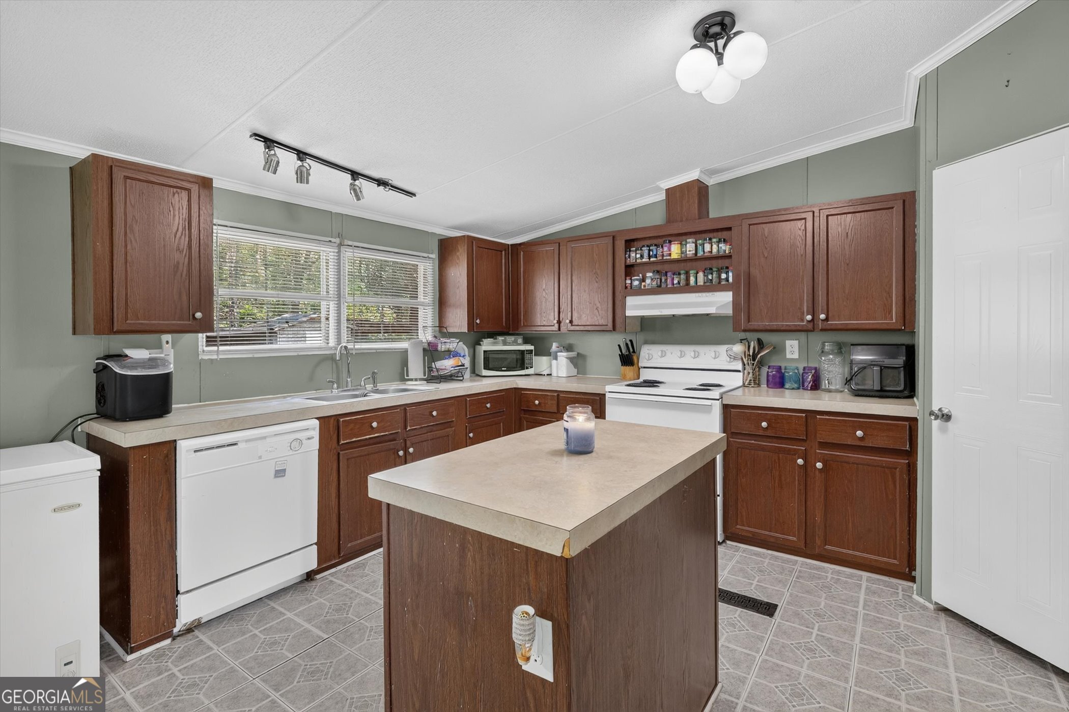 2224 Howard Alexander Road Property Photo 16