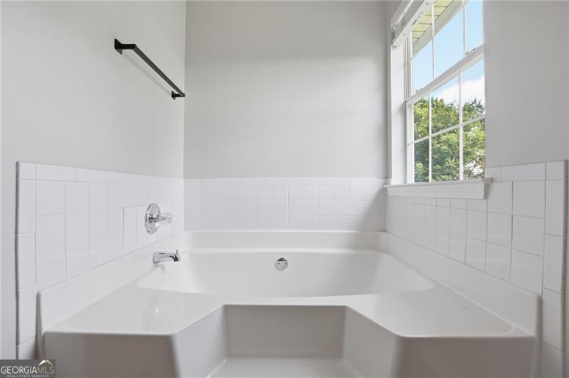5949 Idlewood Place Property Photo 18
