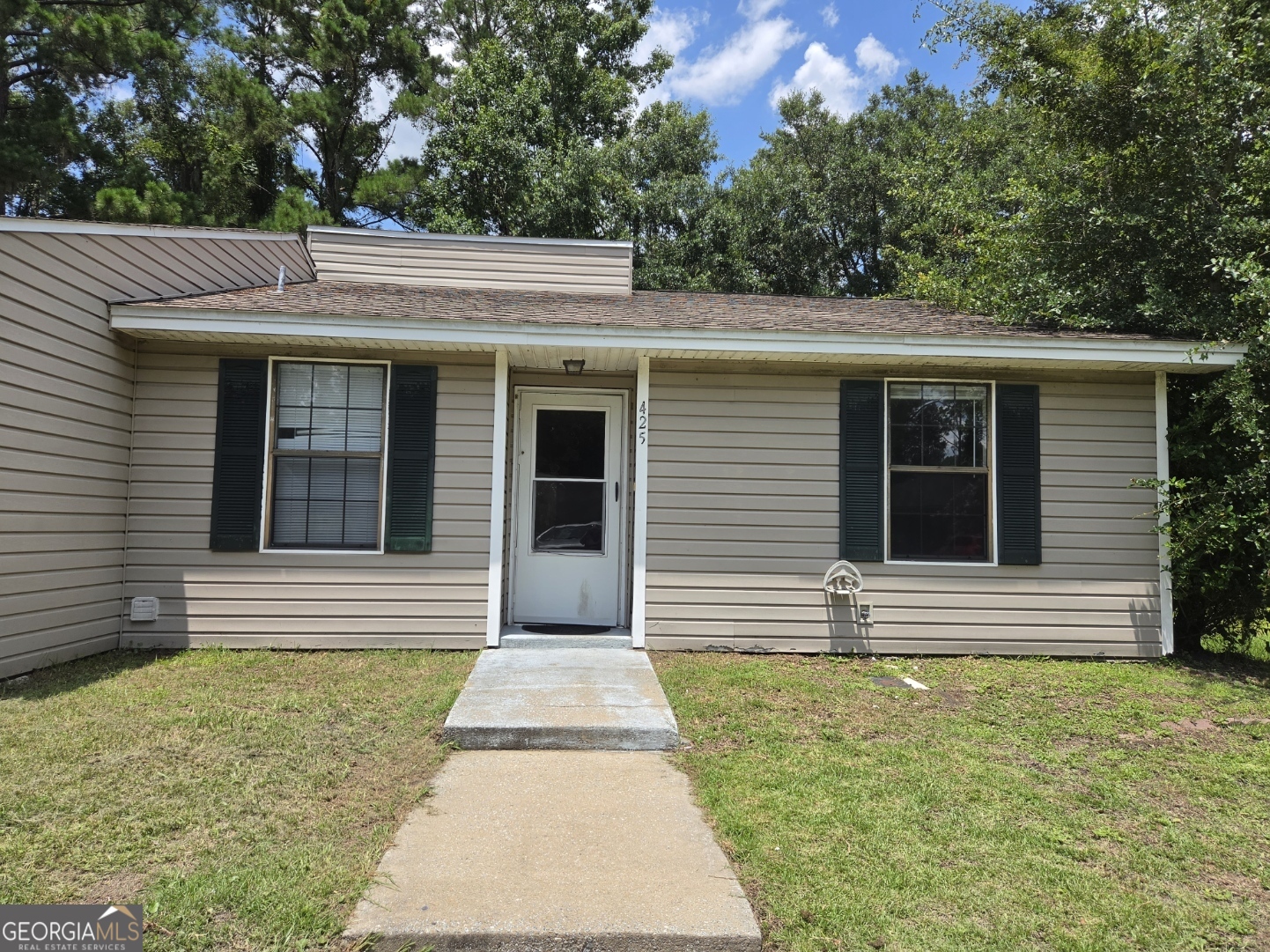425 Admirals Walk Drive Property Photo 1