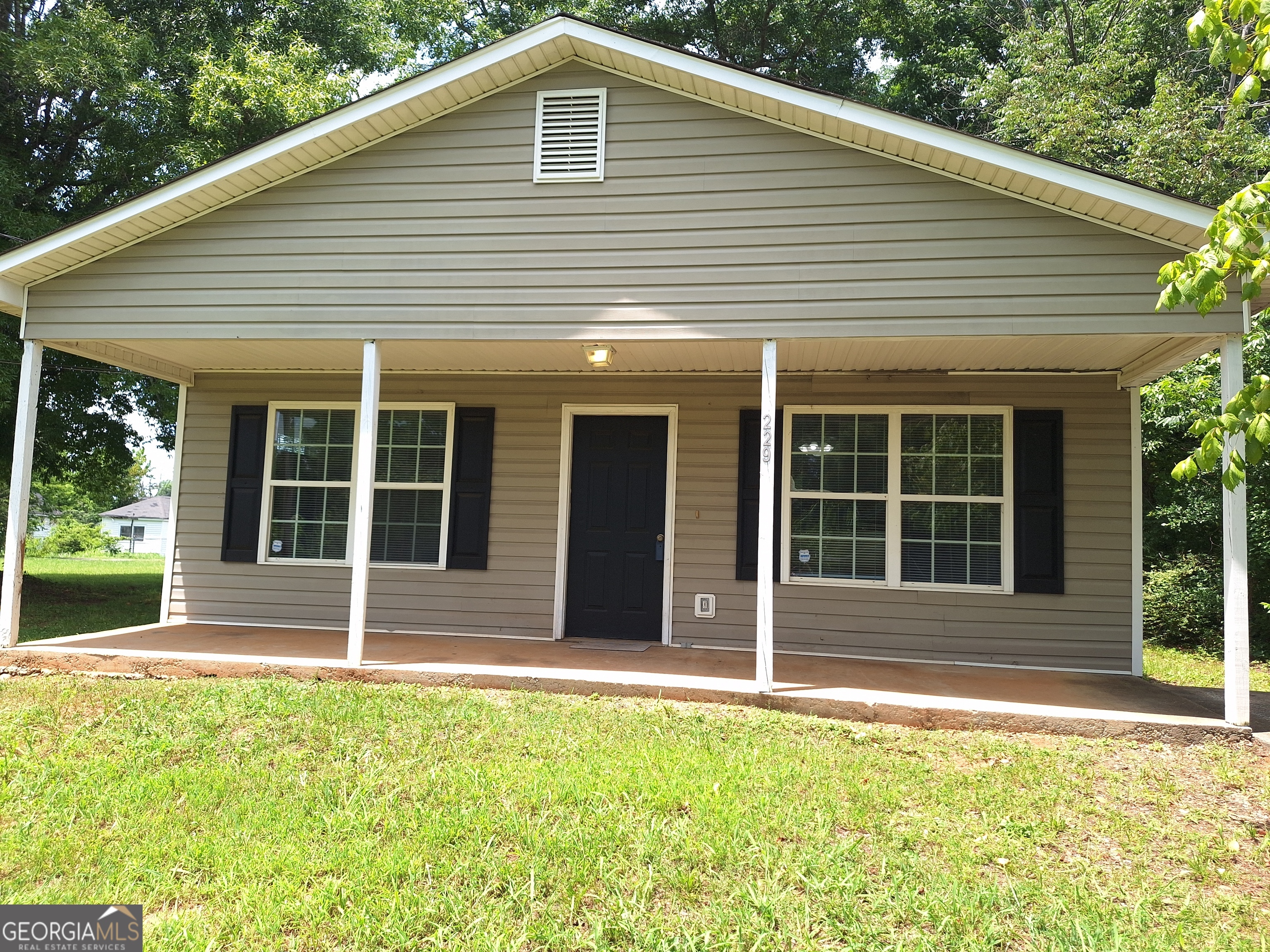229 Merritts Avenue Property Photo 1