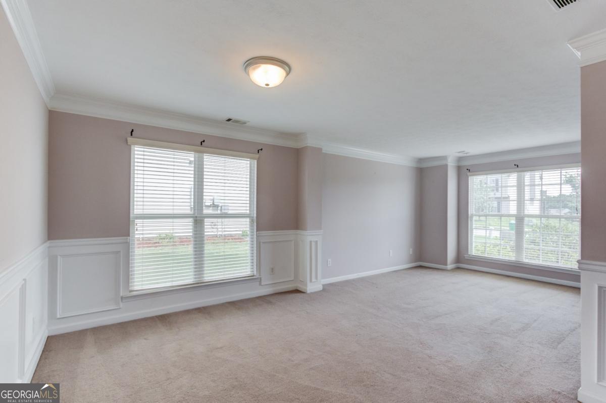 1669 Dillard Way Property Photo 9