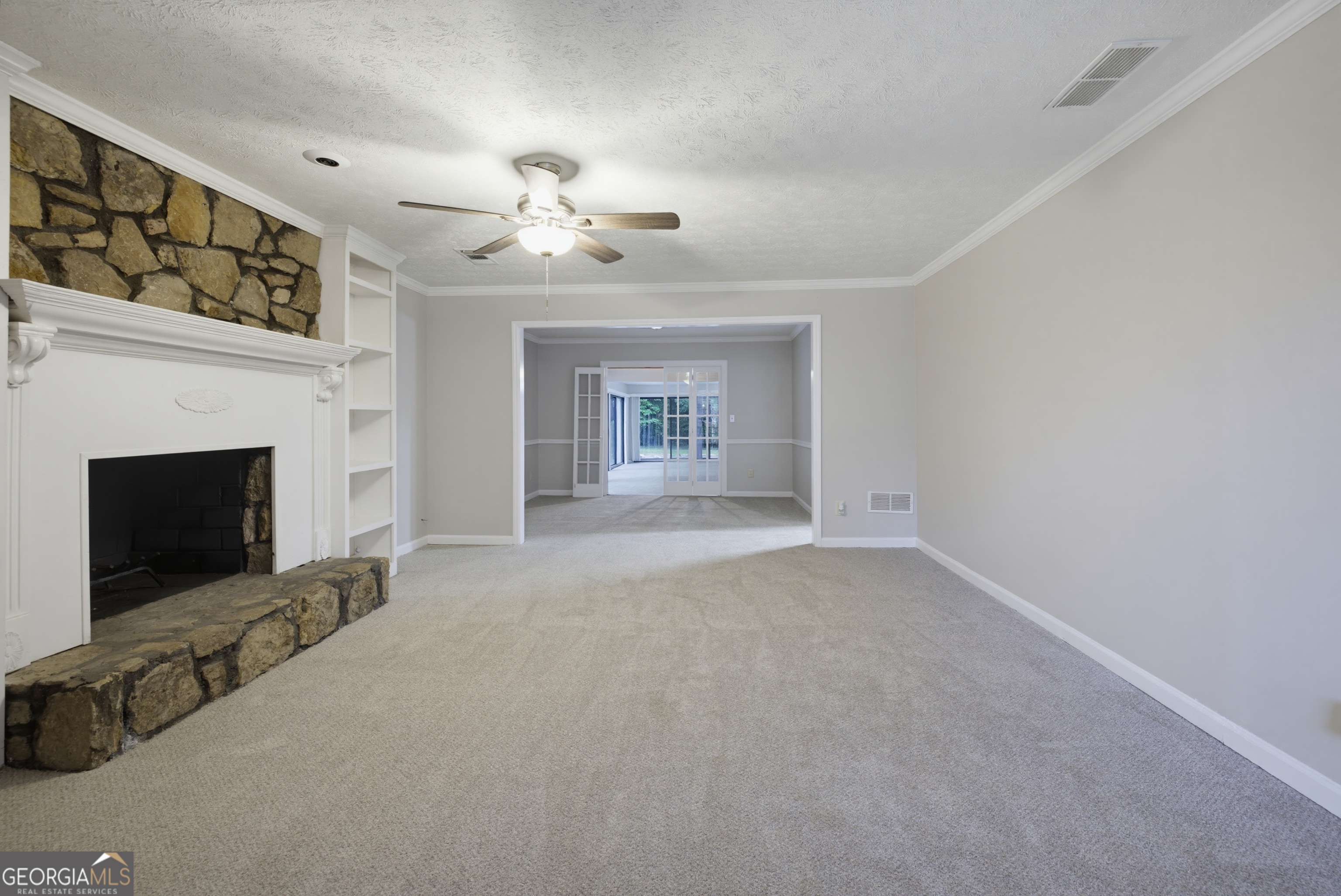 2544 Highland Drive Se Property Photo 7