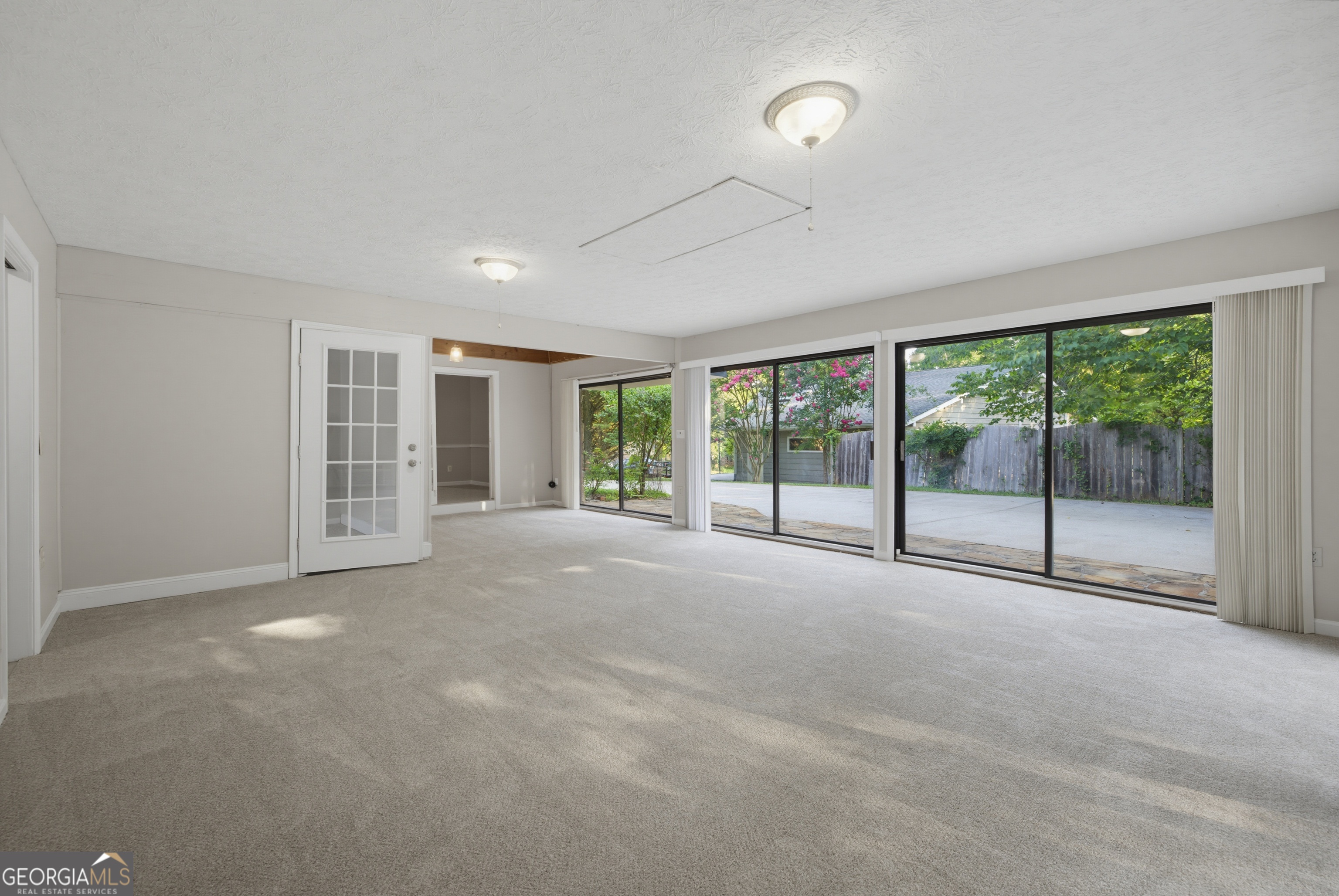 2544 Highland Drive Se Property Photo 29