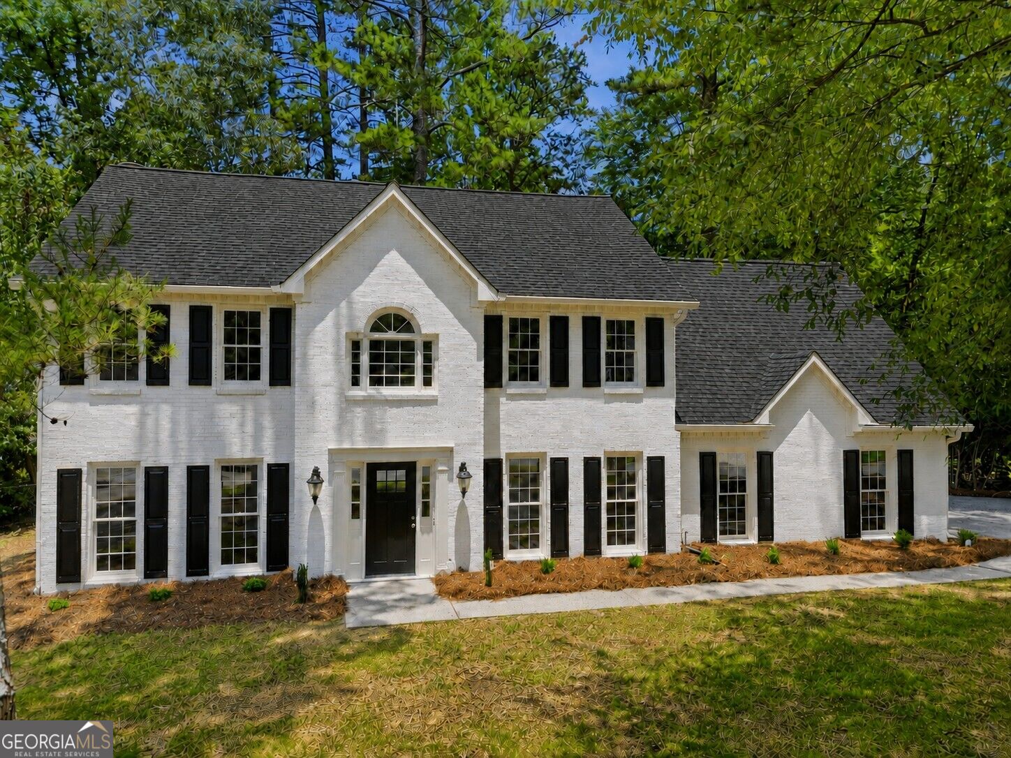 4933 Willow Creek Drive