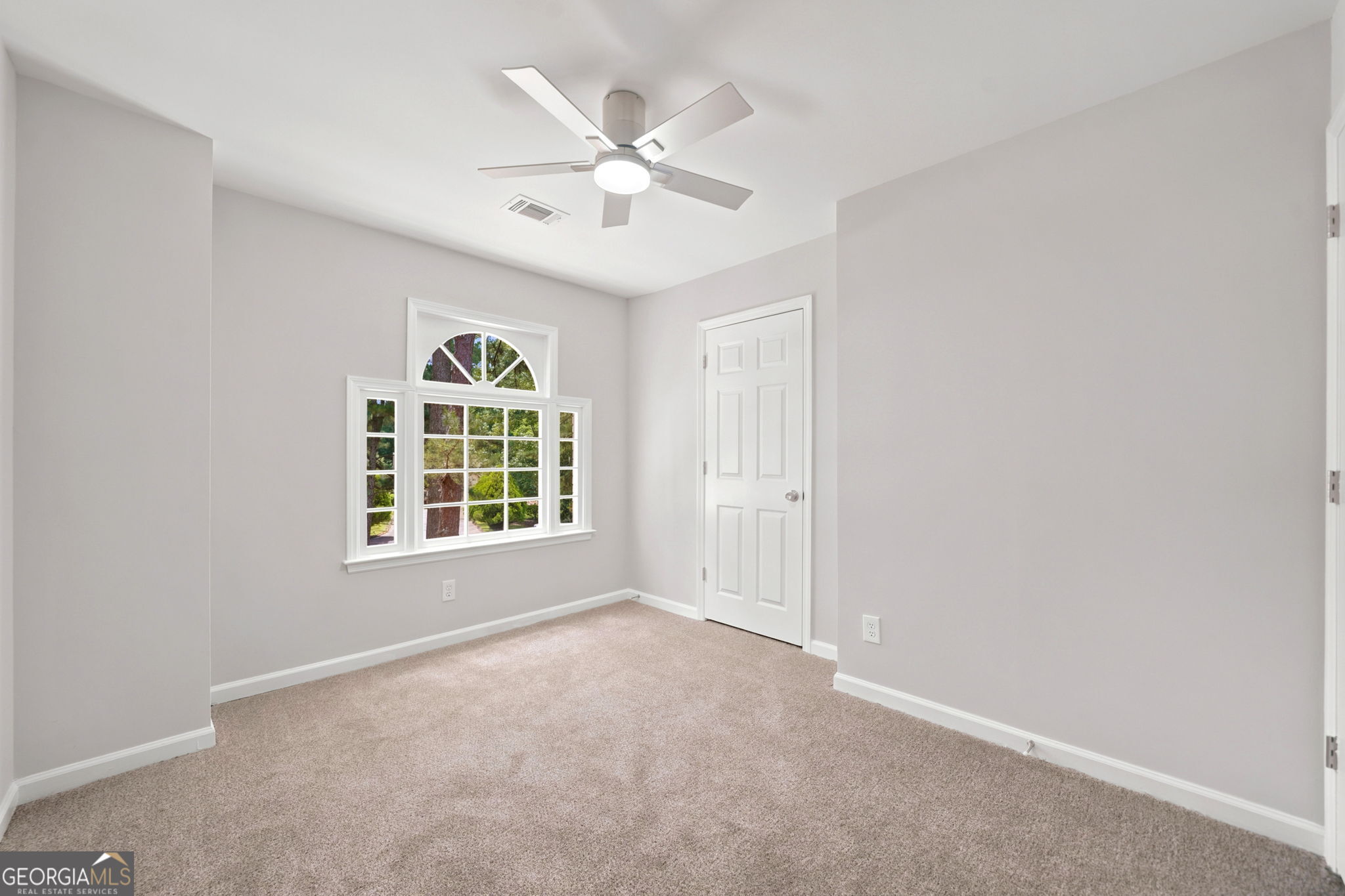 4933 Willow Creek Drive Property Photo 35
