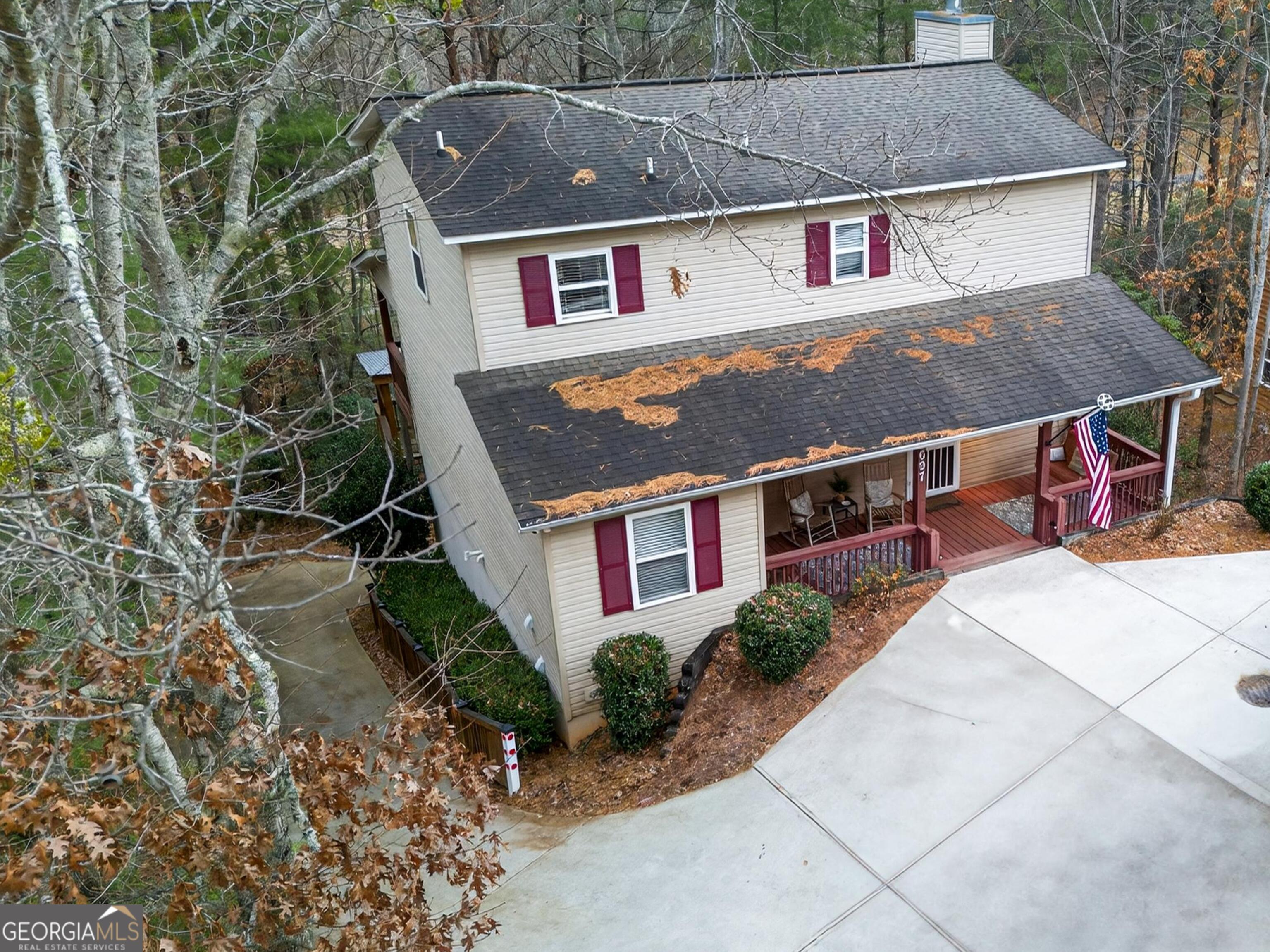 697 Zeppelin Strasse Property Photo 3