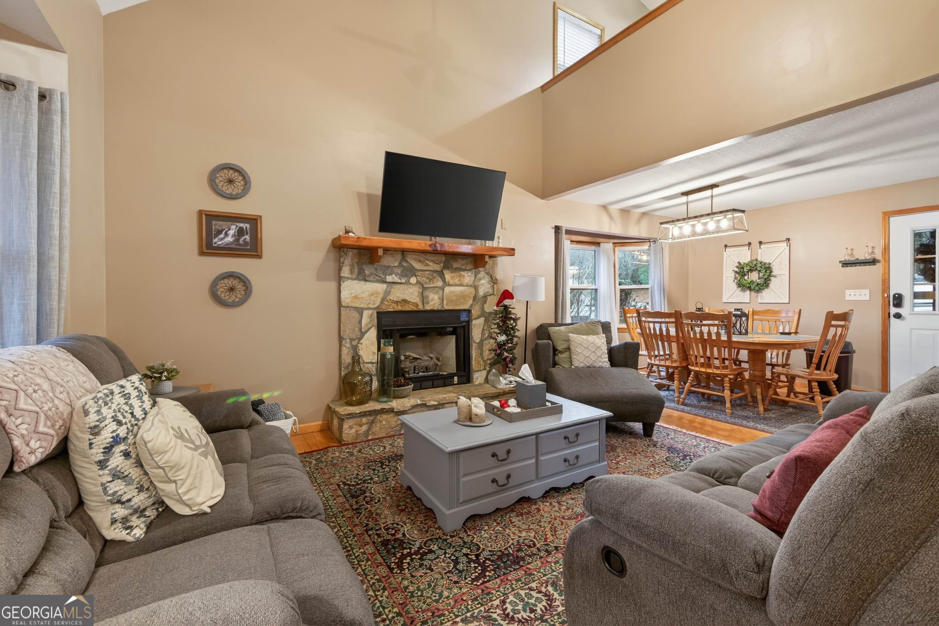 697 Zeppelin Strasse Property Photo 7