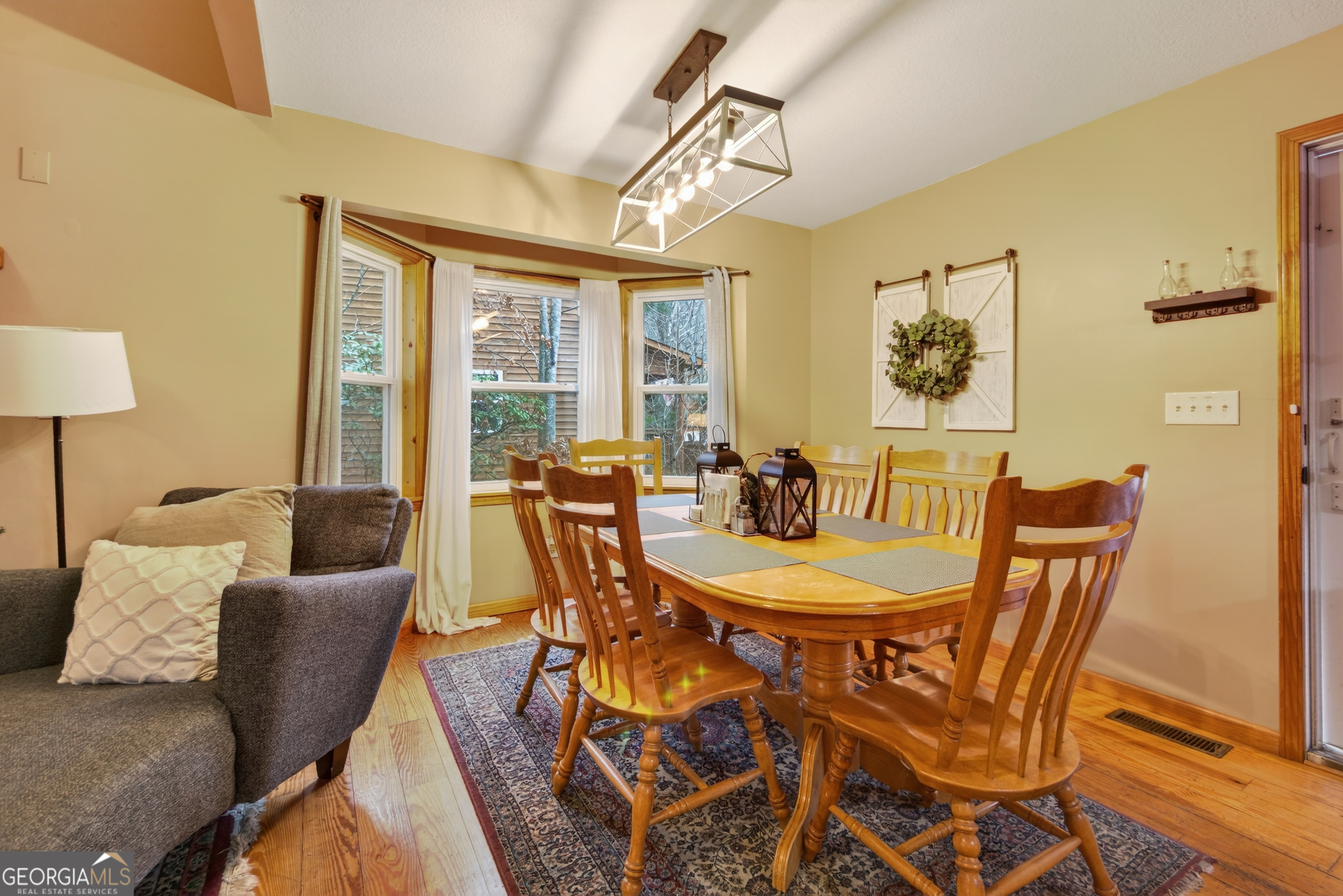697 Zeppelin Strasse Property Photo 11