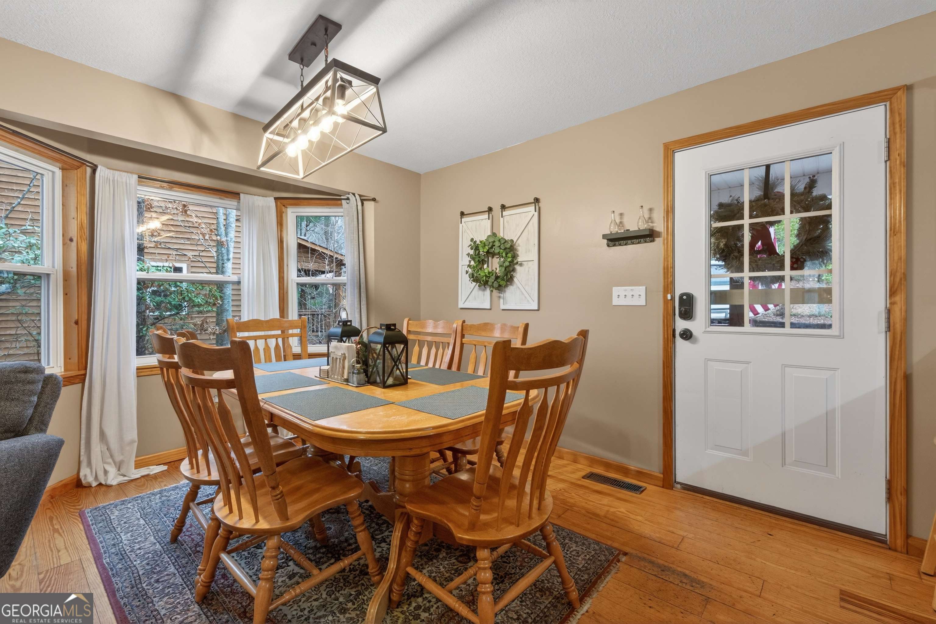 697 Zeppelin Strasse Property Photo 12
