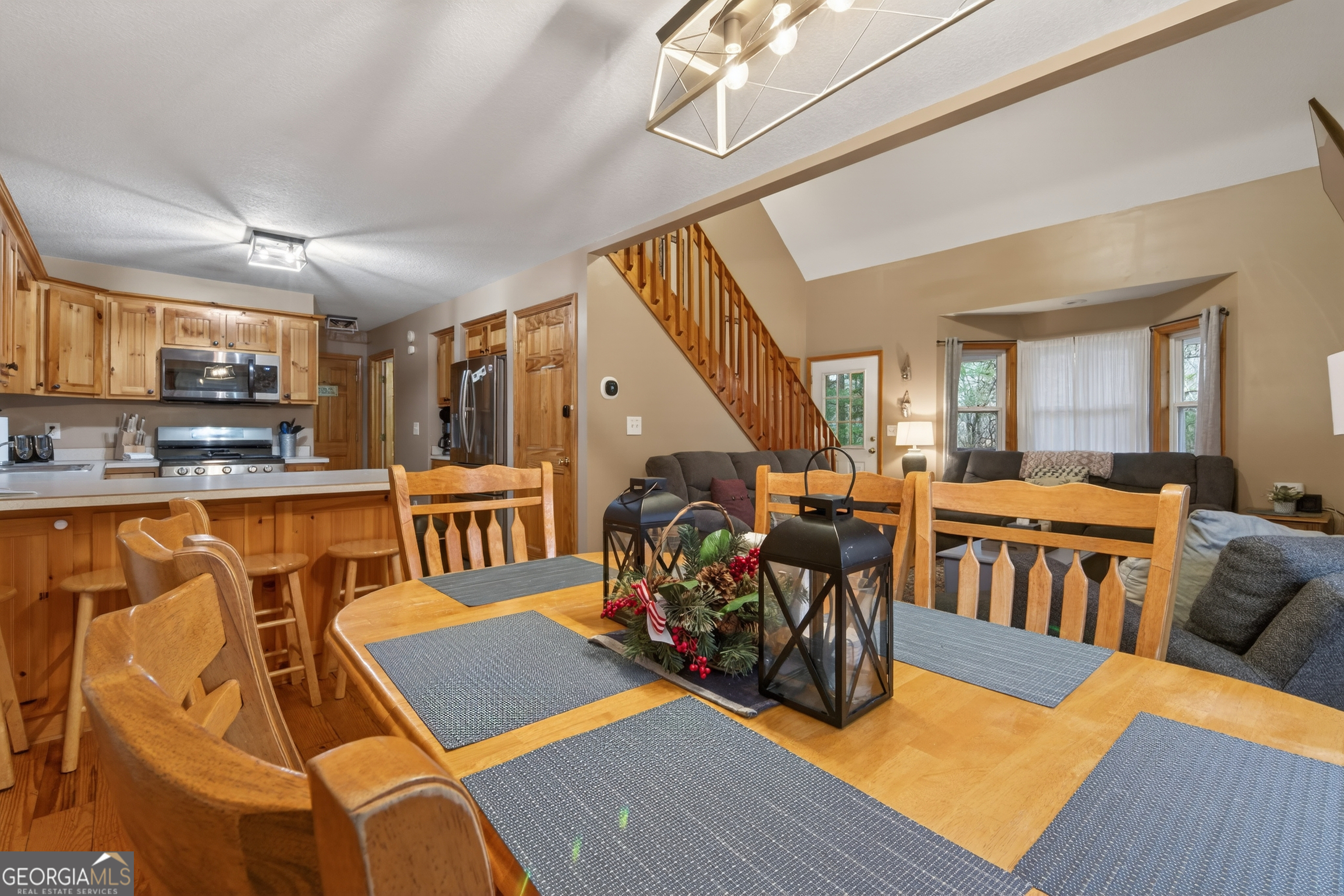 697 Zeppelin Strasse Property Photo 13