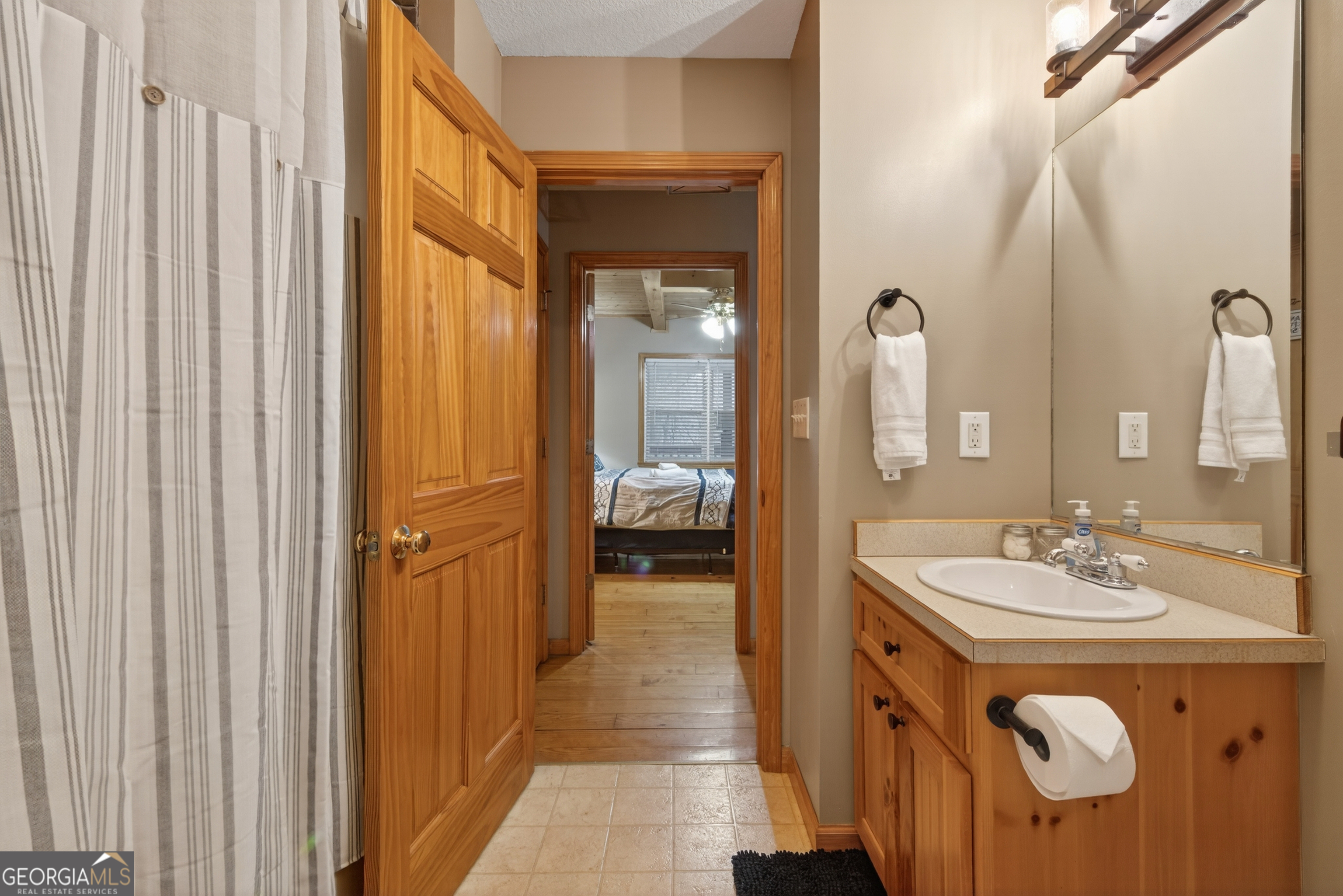 697 Zeppelin Strasse Property Photo 22