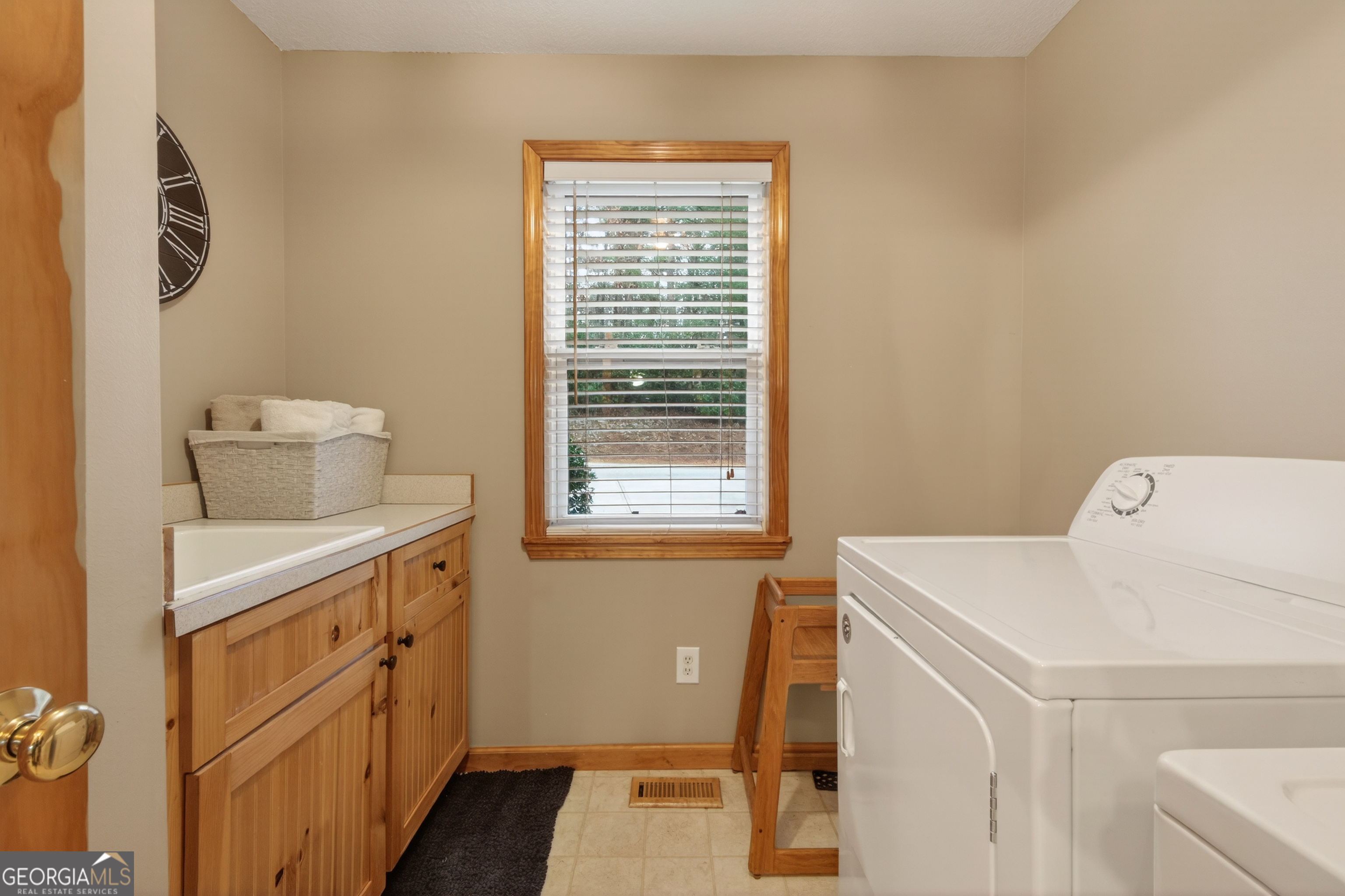 697 Zeppelin Strasse Property Photo 24