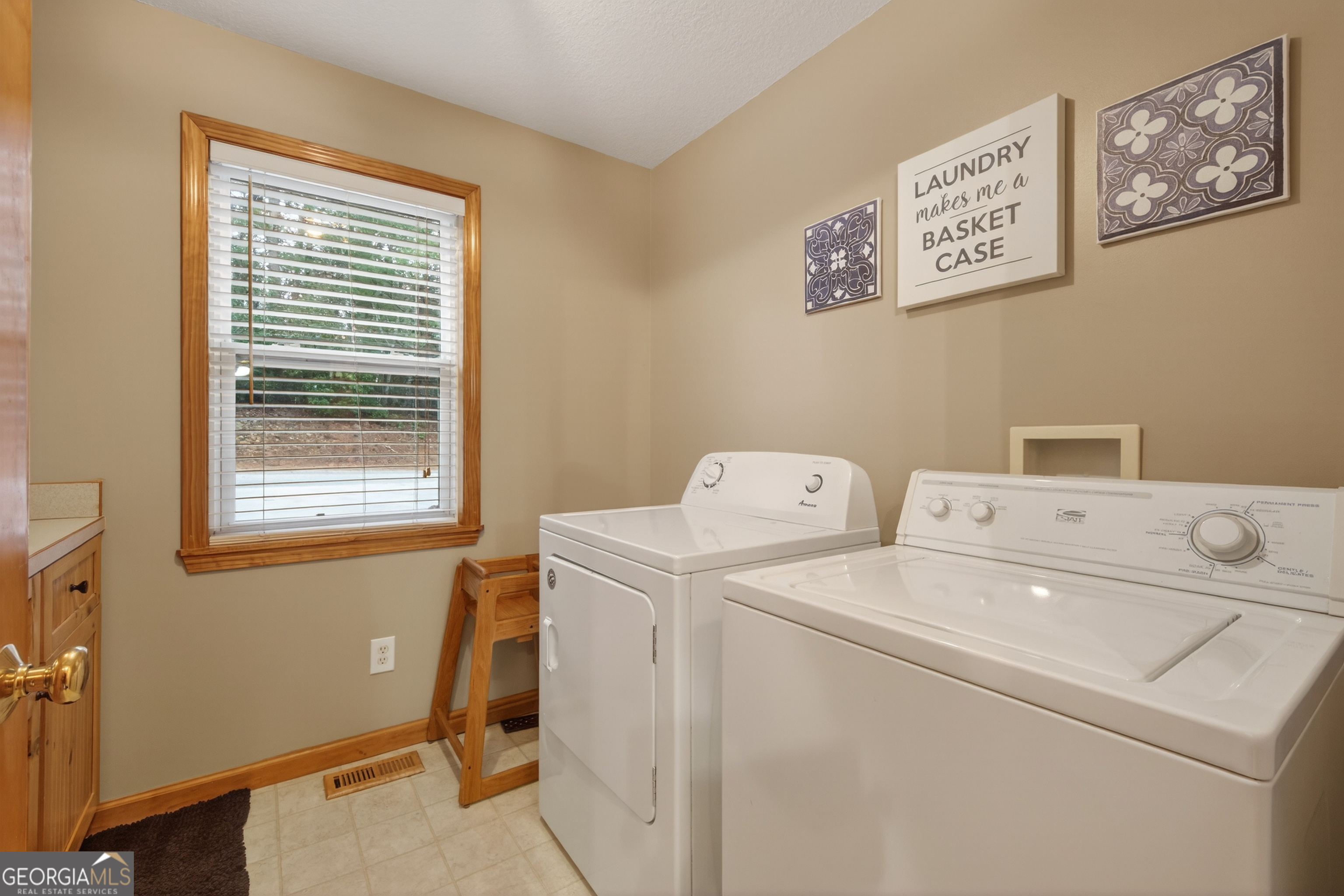 697 Zeppelin Strasse Property Photo 25