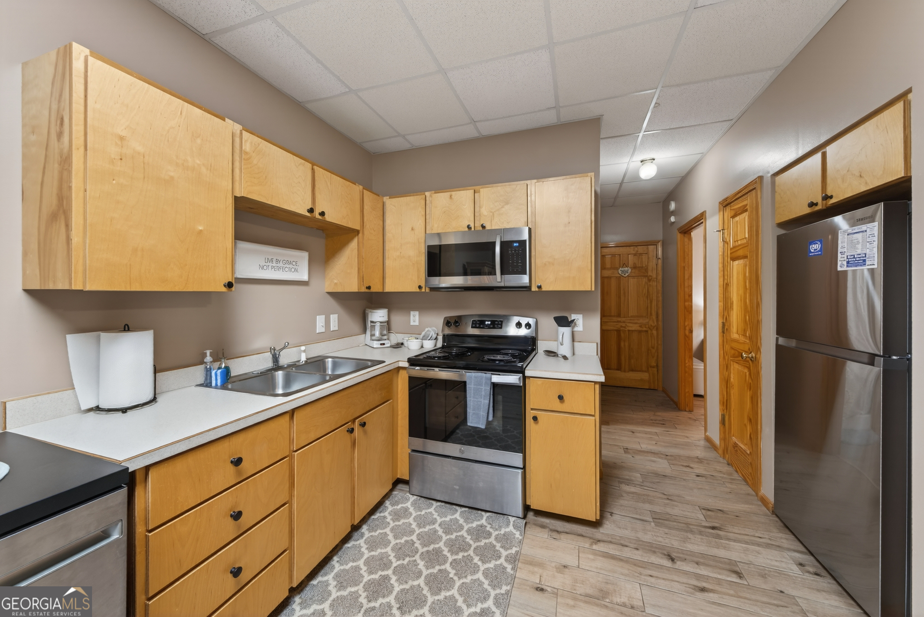 697 Zeppelin Strasse Property Photo 35