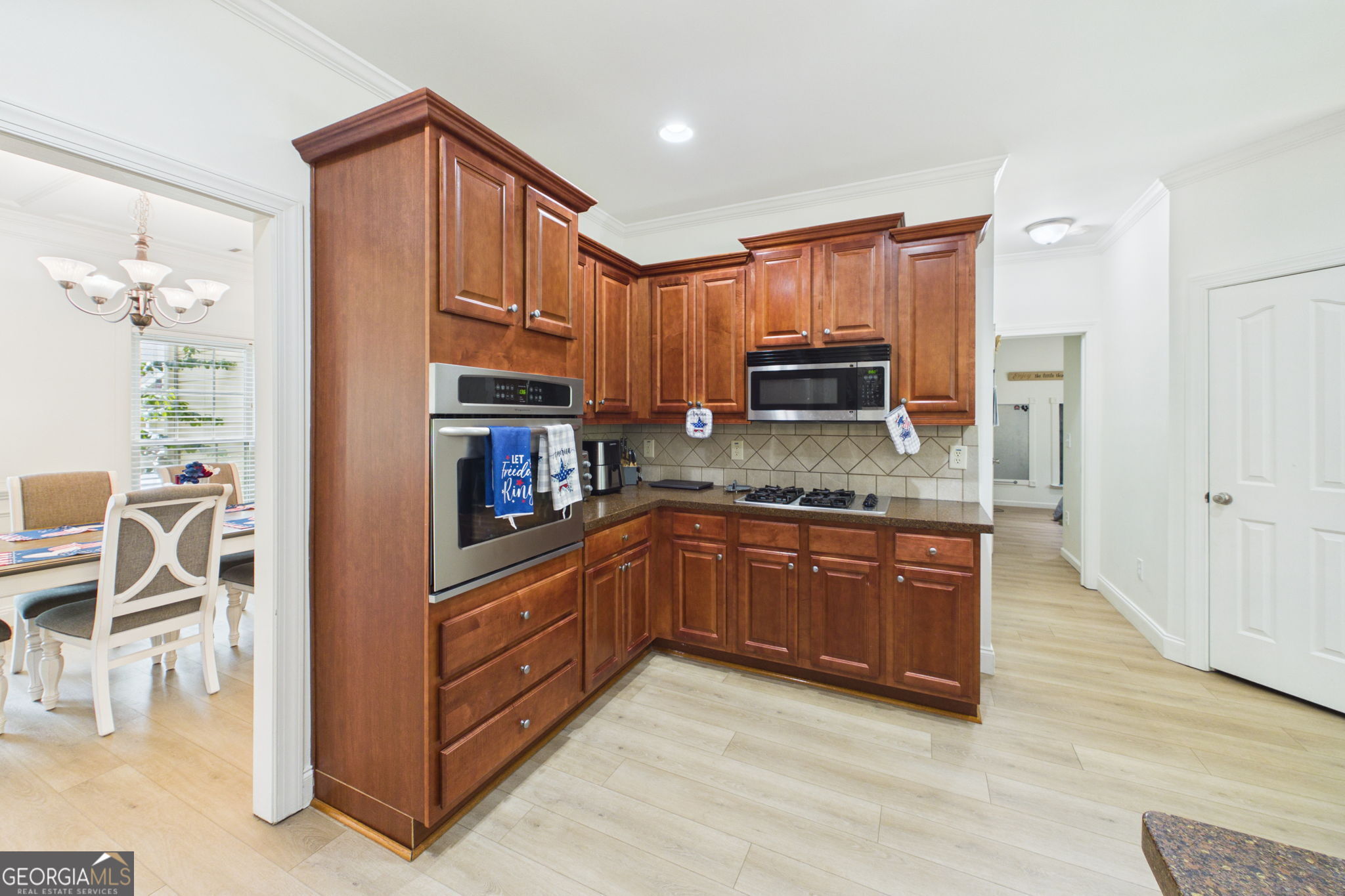 104 Windward Hills Property Photo 27