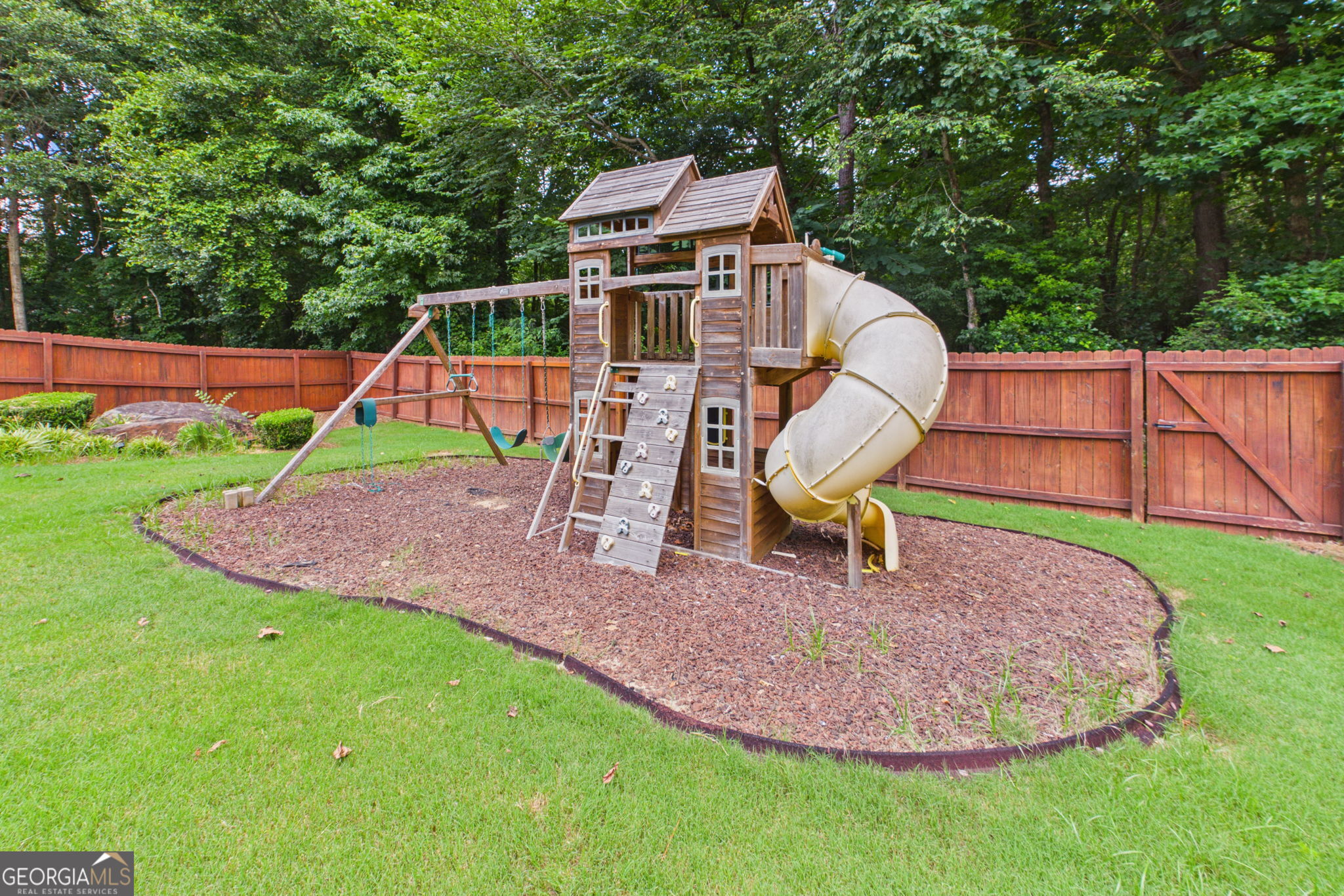 104 Windward Hills Property Photo 39