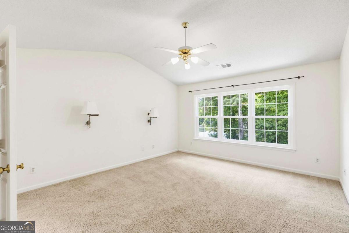 490 Chippenham Court Property Photo 21