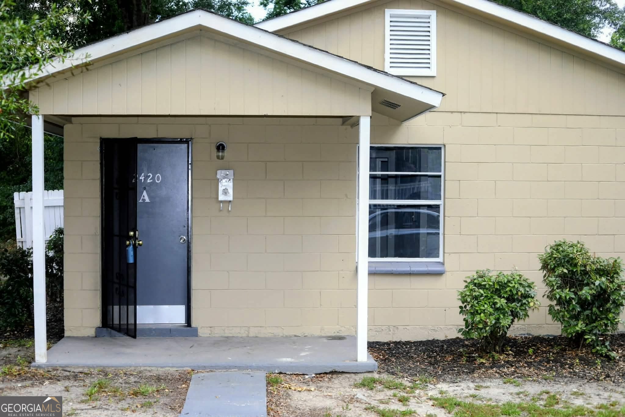 2420 16th Avenue Property Photo 1
