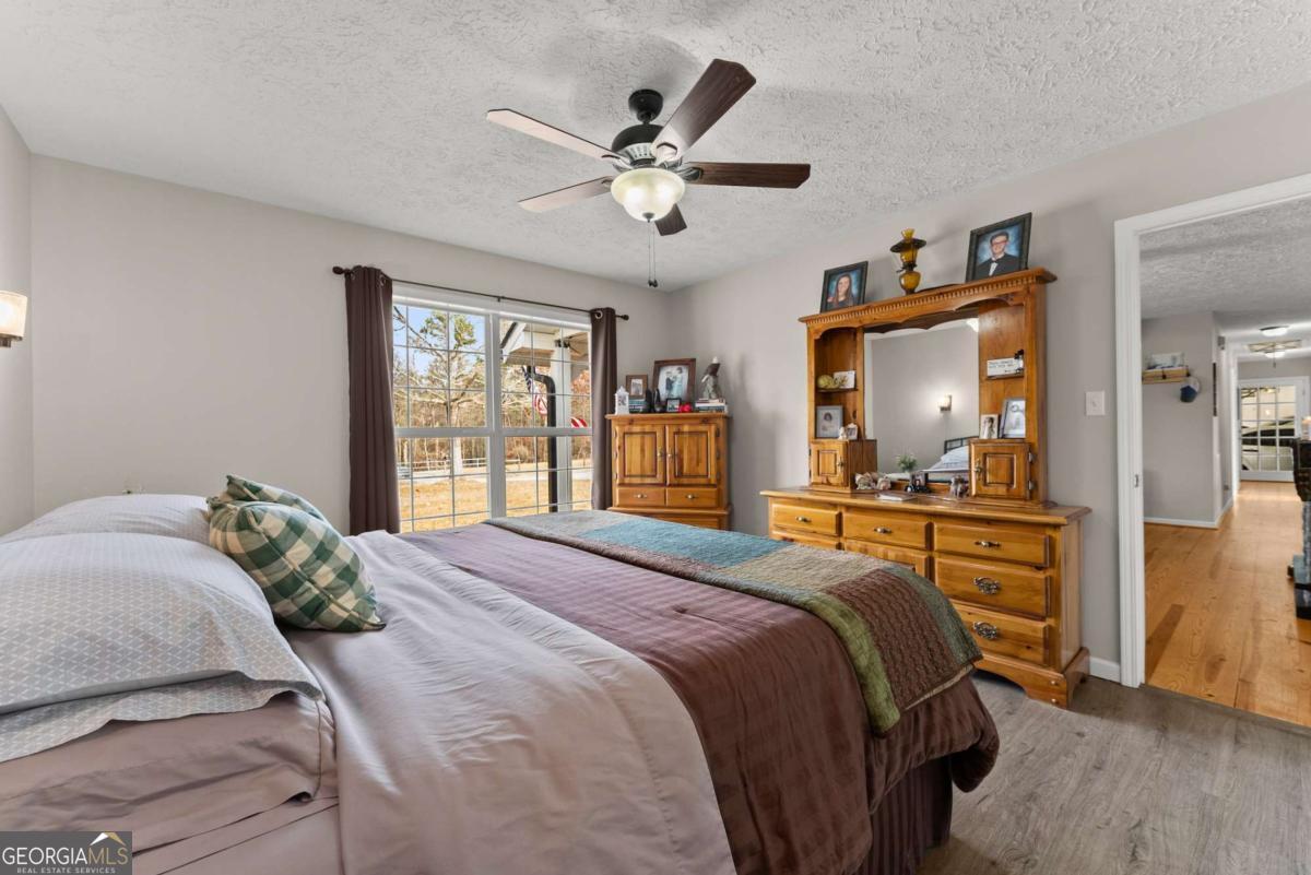 4264 Highway 105 Property Photo 16