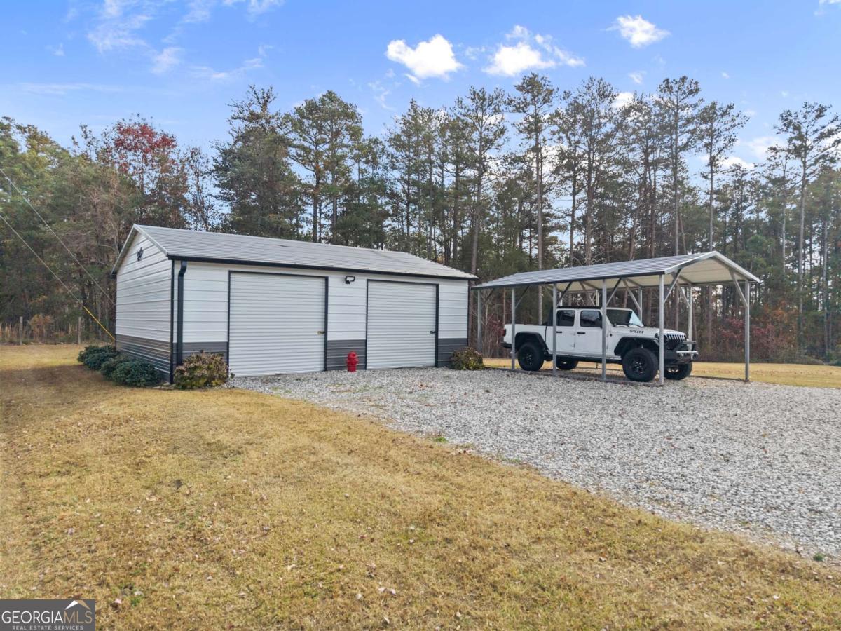 4264 Highway 105 Property Photo 54