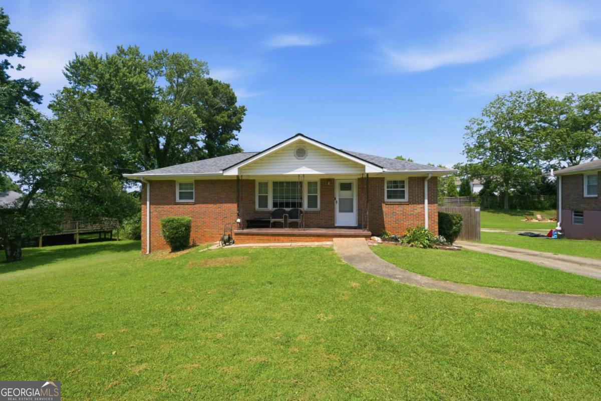 3375 Emerson Street Se Property Photo 2
