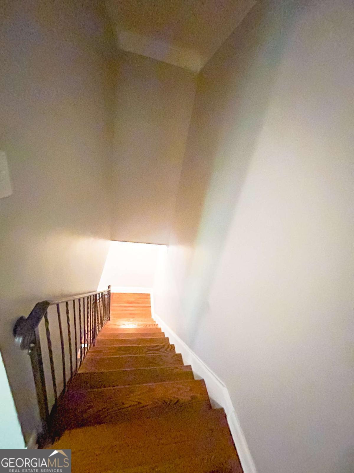 411 10th Street Ne # 7 Property Photo 8