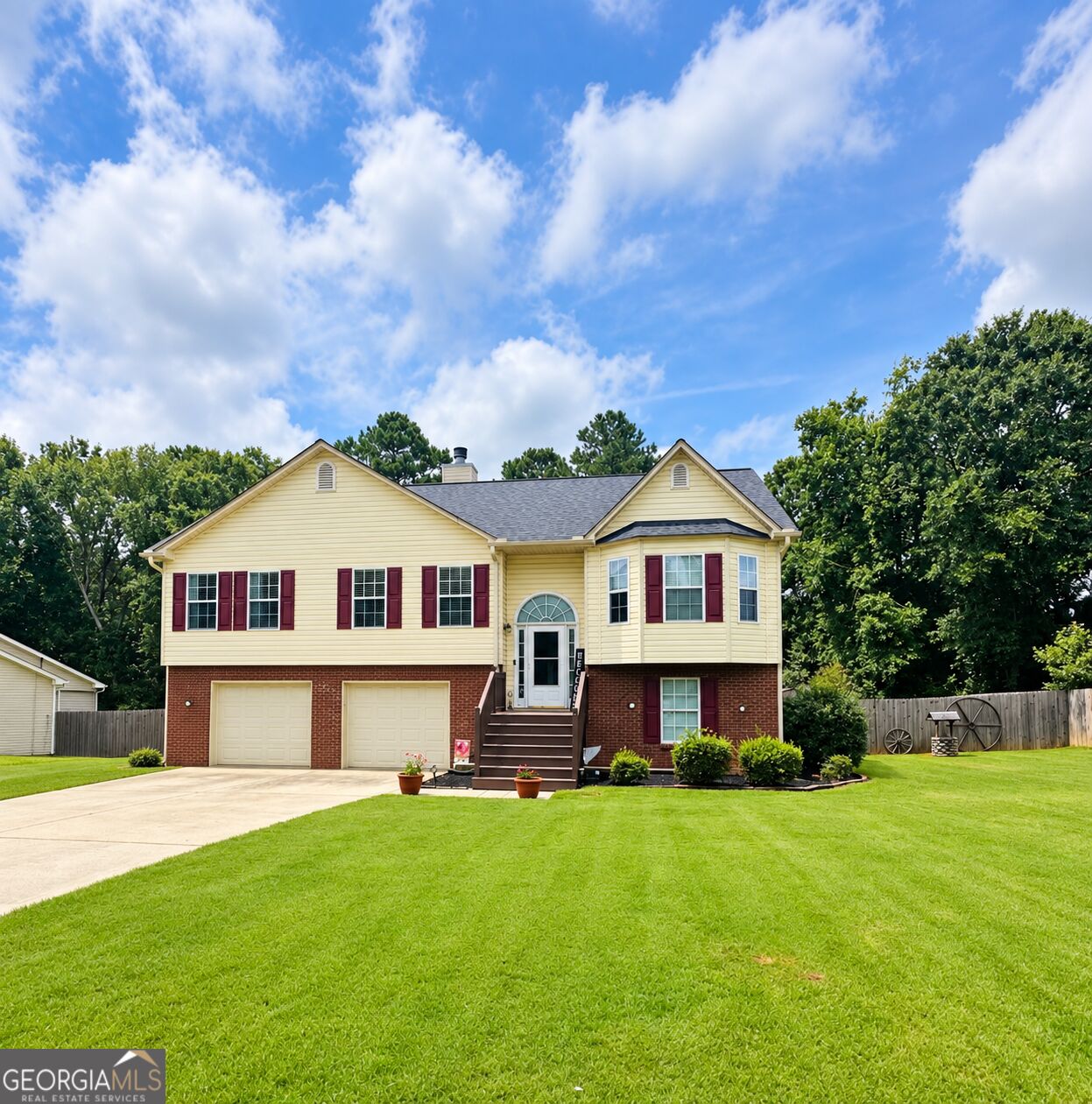 443 Windsong Lane Property Photo 1