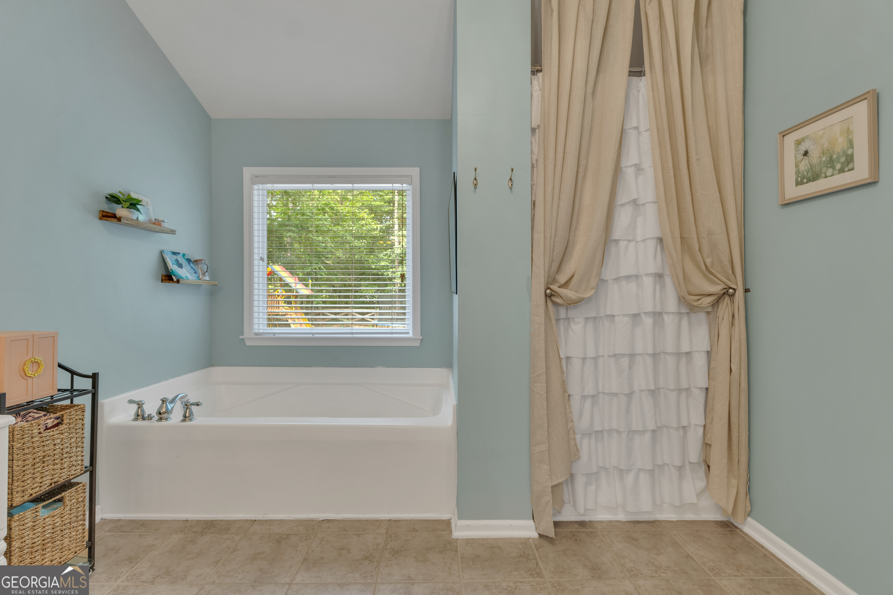 105 Tudor Way Property Photo 31