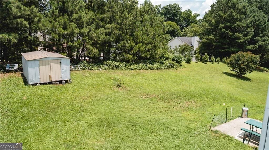1112 Willow Crest Way Property Photo 4