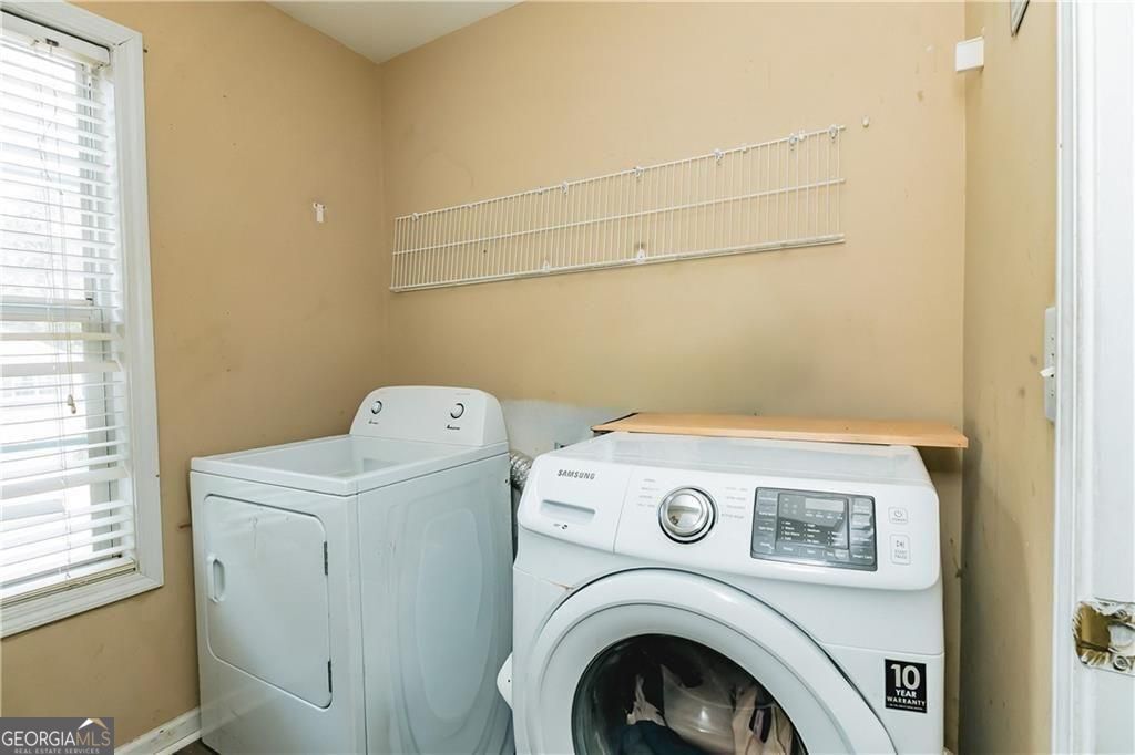 1112 Willow Crest Way Property Photo 23