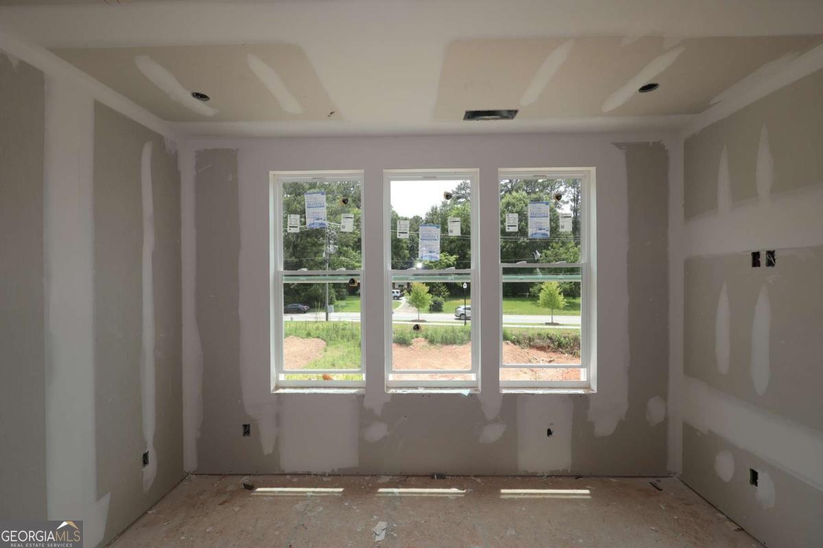 650 Memphis Drive Property Photo 10