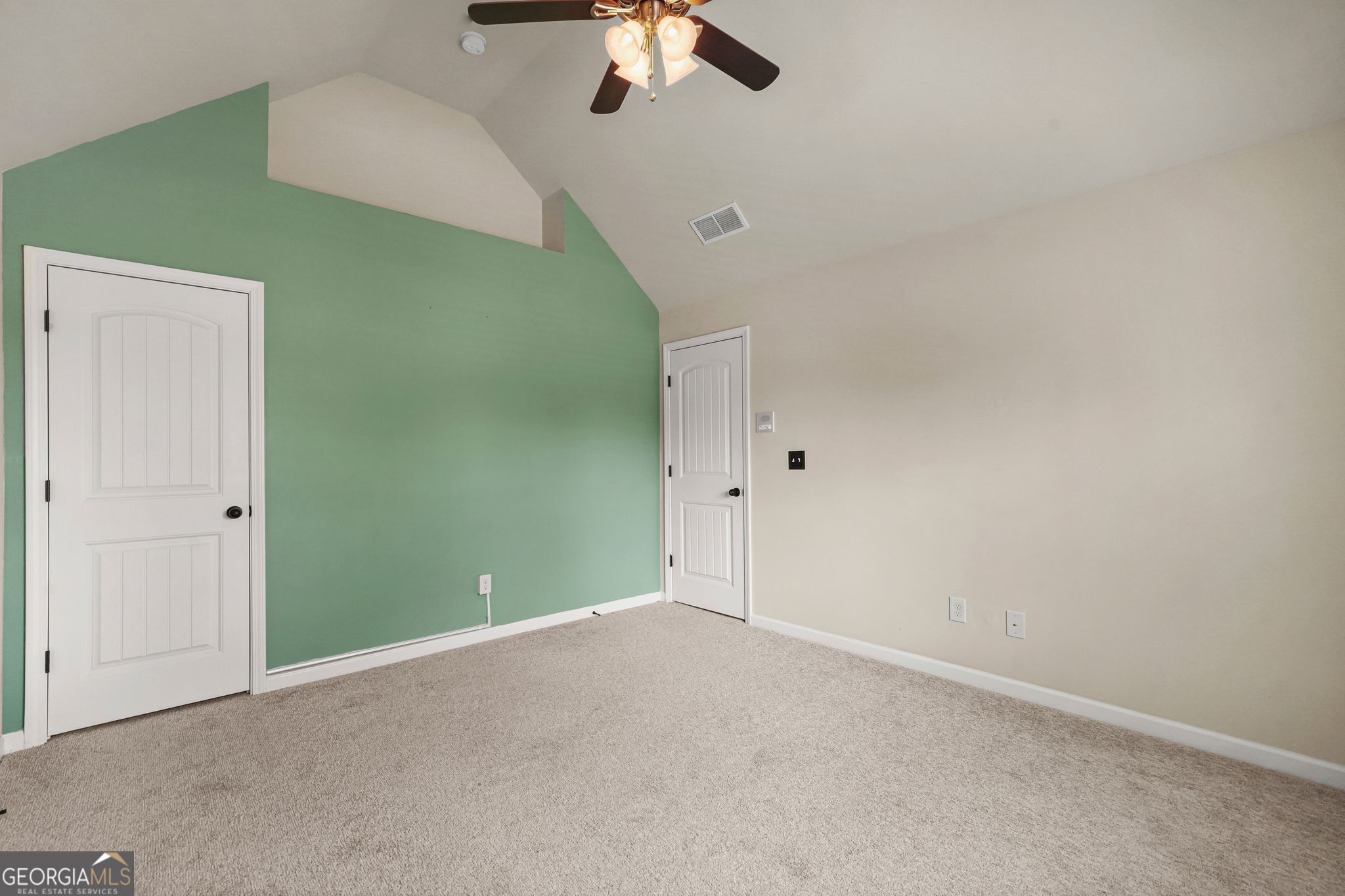 882 Nestling Drive Property Photo 33