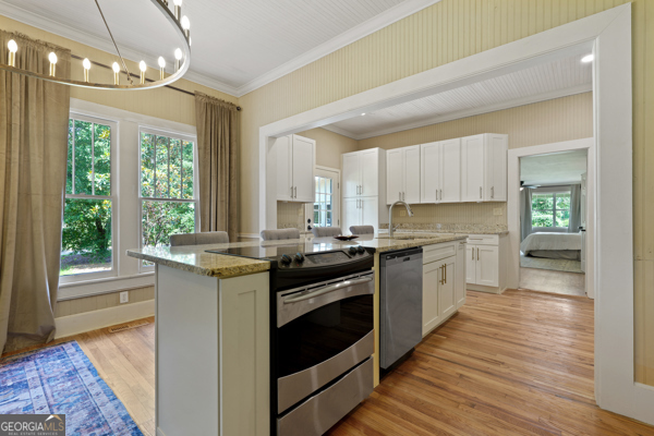 439 Dover Road Property Photo 14