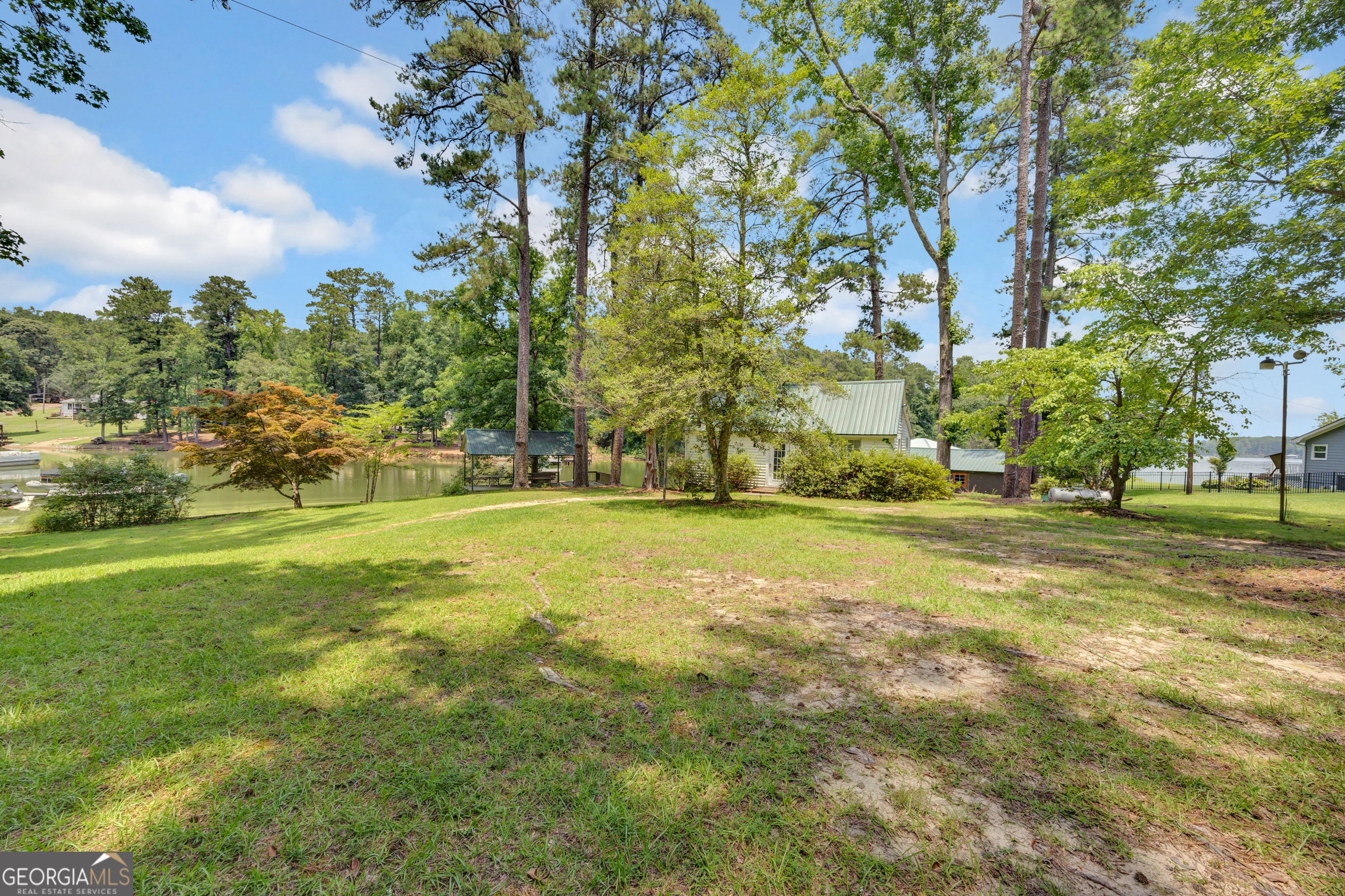 124 E Ward Road Property Photo 6