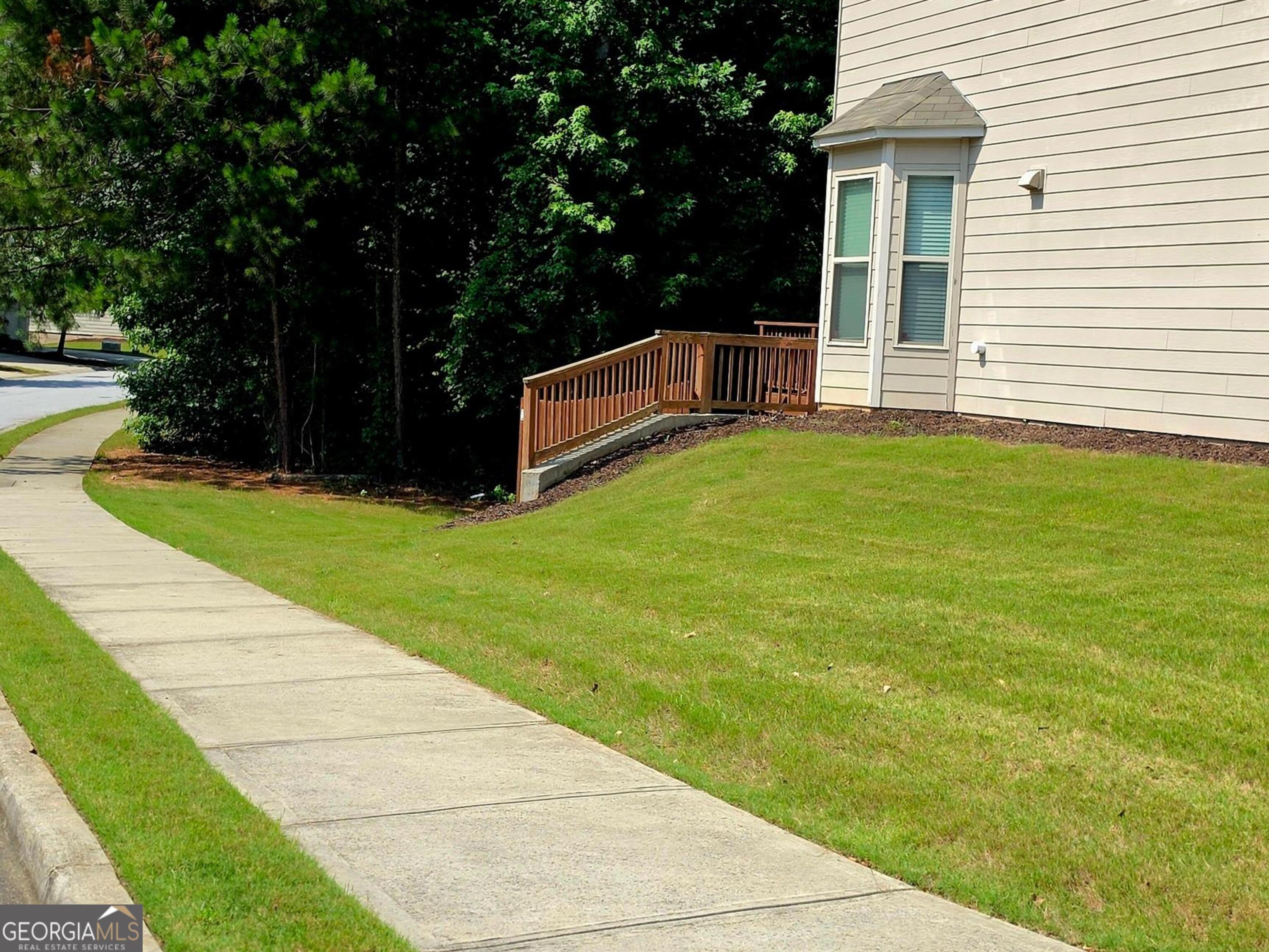 7527 Stone Creek Path Property Photo 16