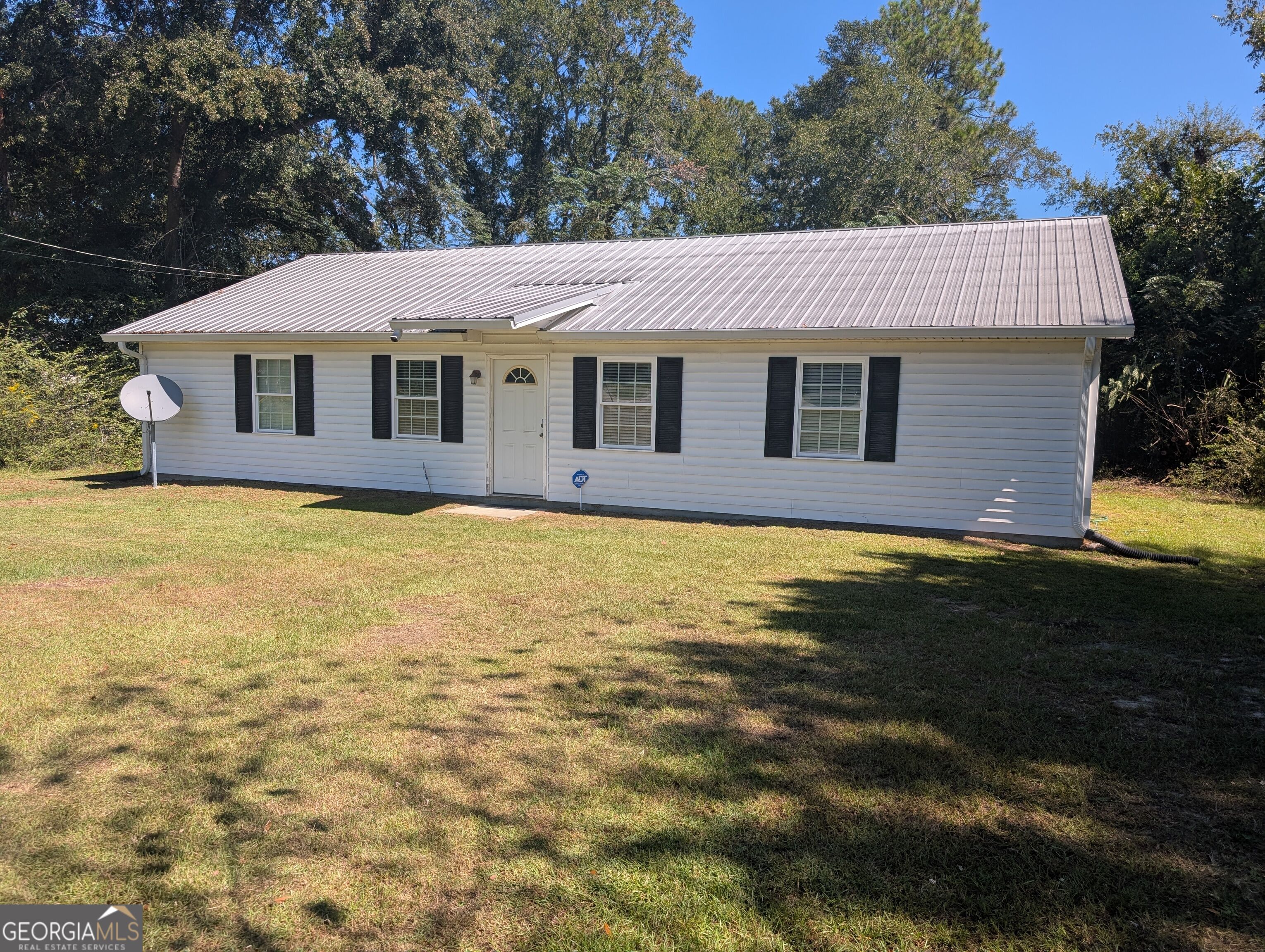 114 Atkinson Drive Property Photo 1