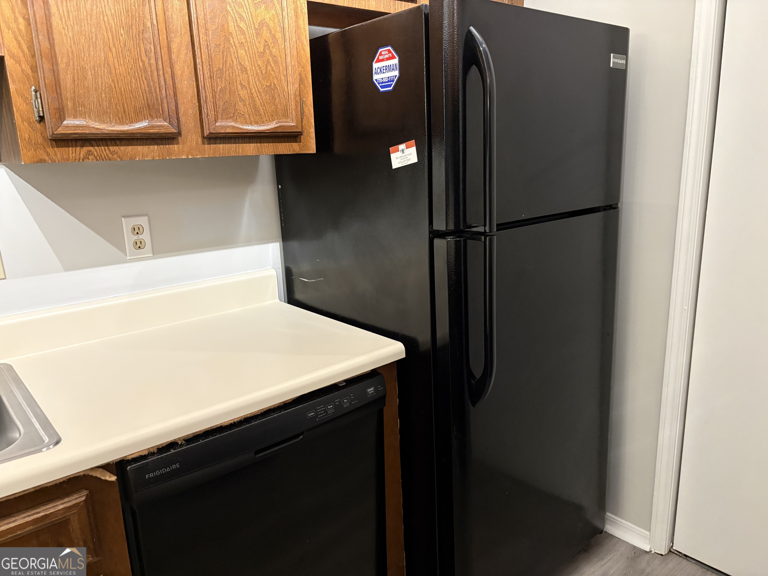 1380 Brockett Place Property Photo 11